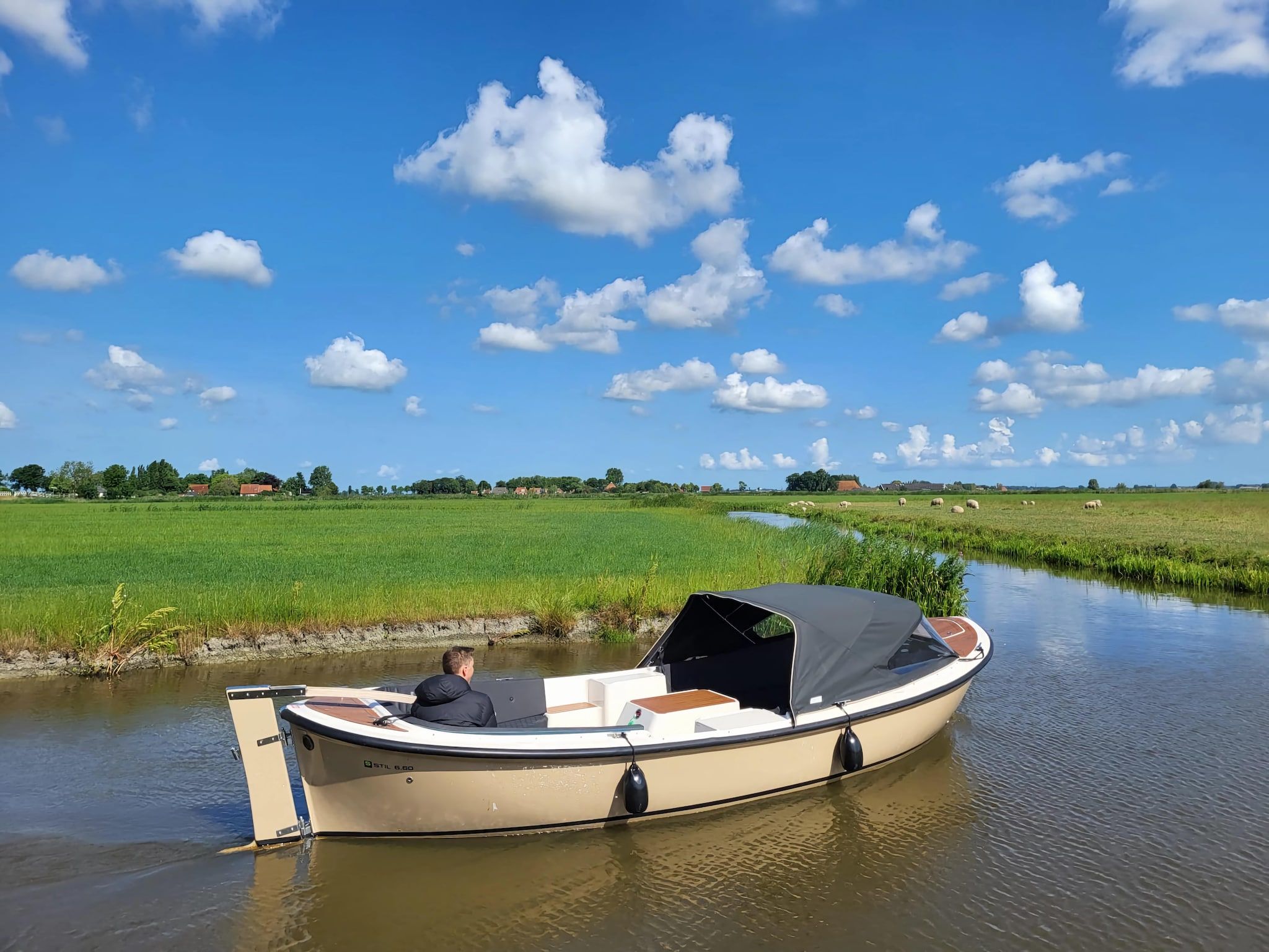 Voorzieningen bij Moderne villa op het Friese platteland in leons