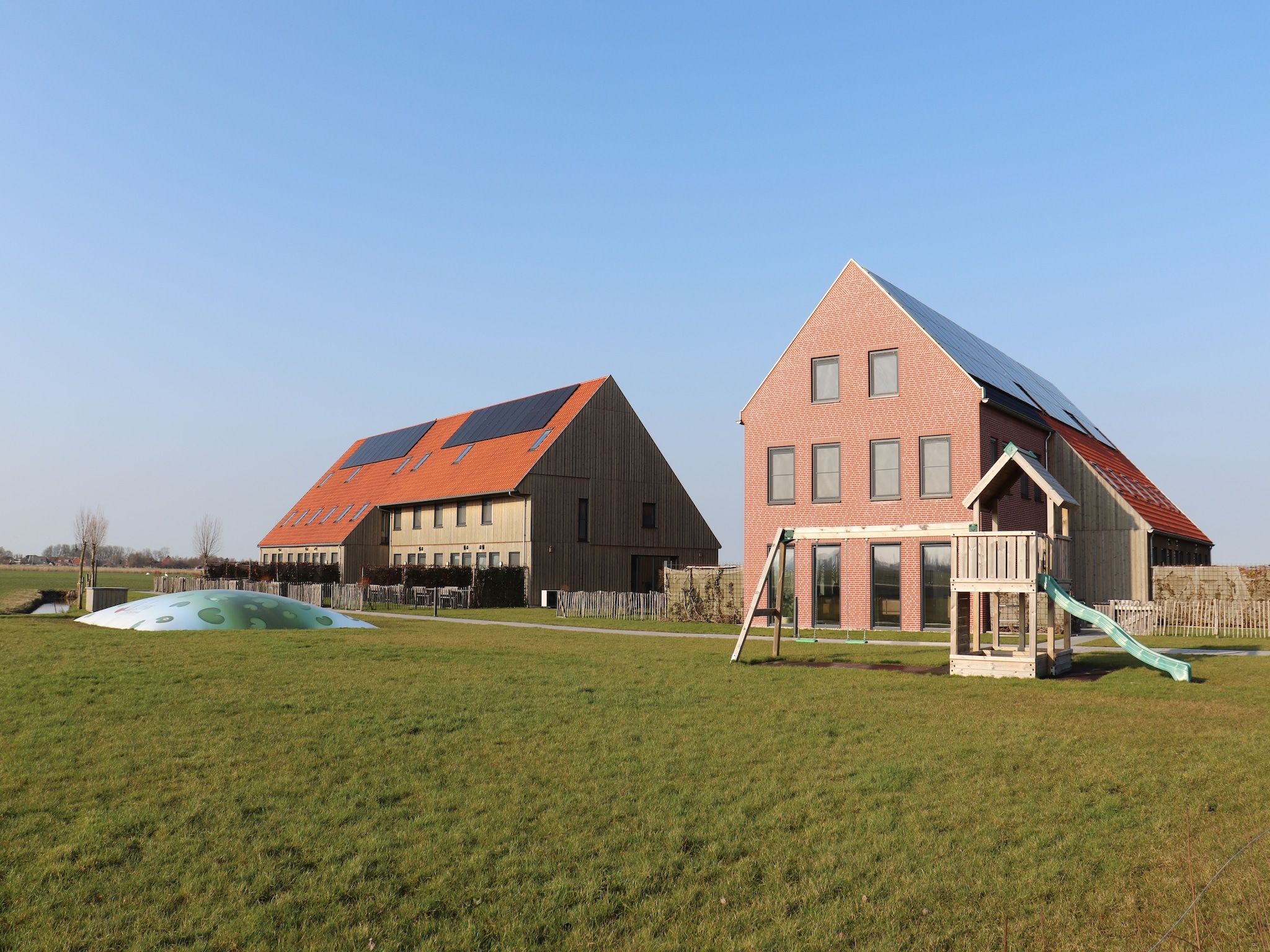Voorzieningen bij Moderne villa op het Friese platteland in leons