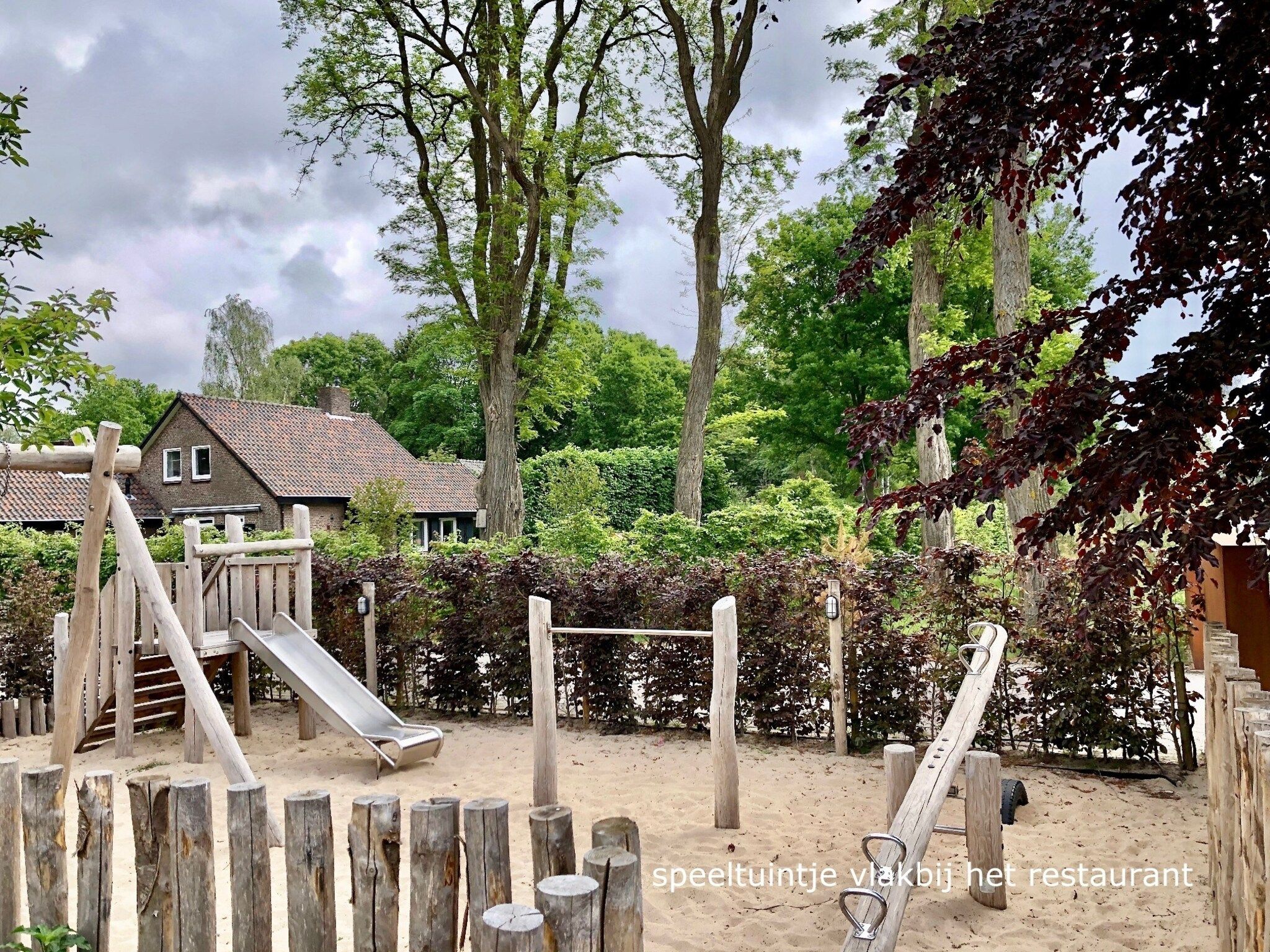 Voorzieningen bij Houten Boshuis in Oosterhout
