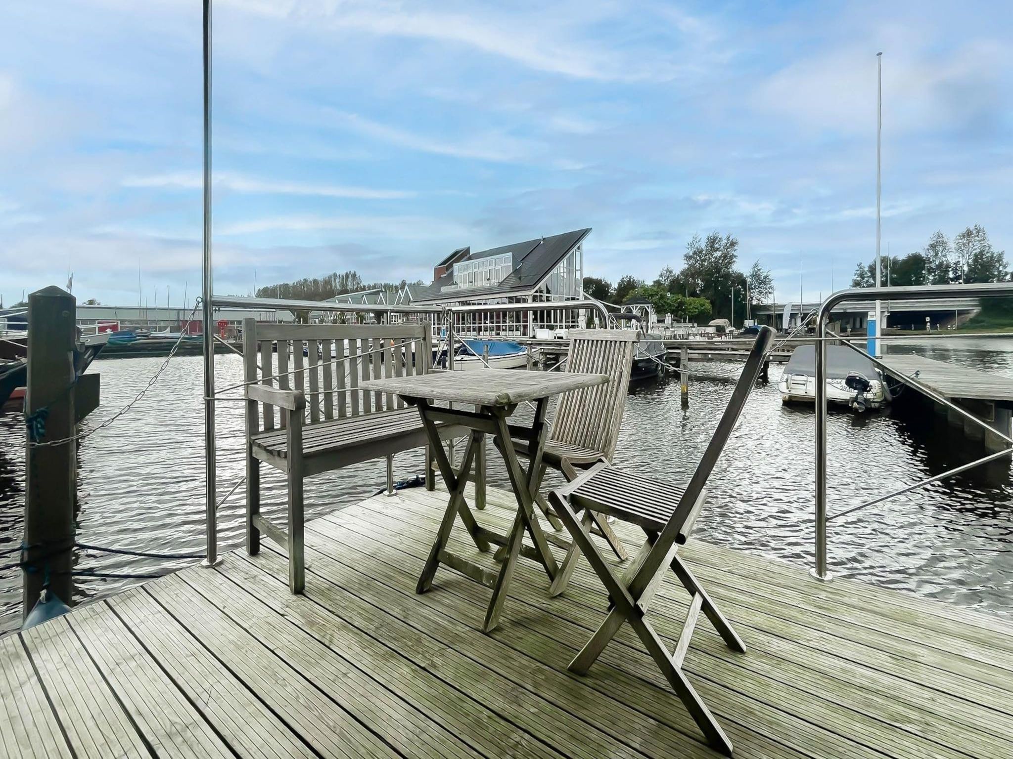 Het terras van Meerzicht in Uitgeest