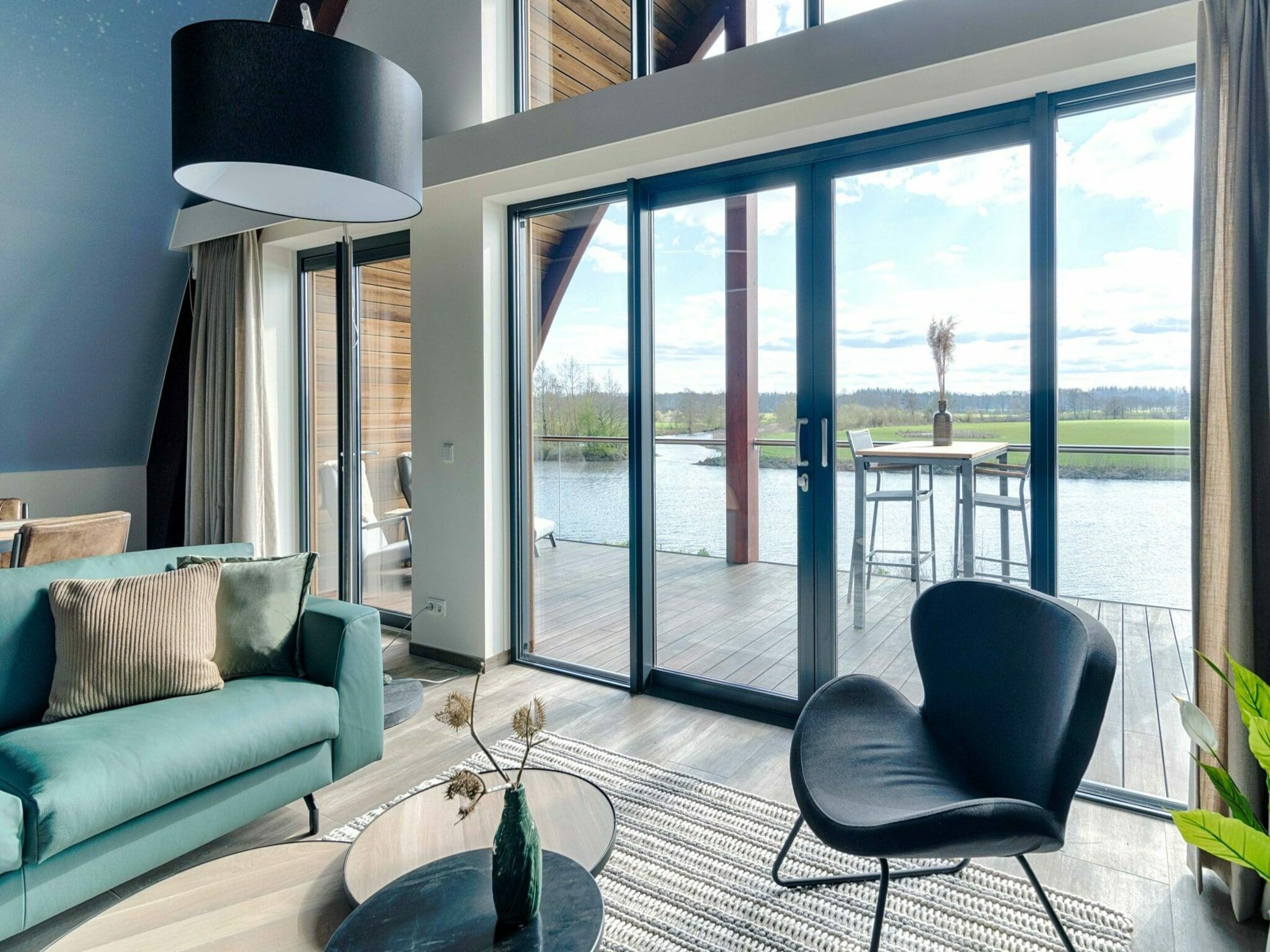 De woonkamer van Wellness at the Vecht - First floor in Dalfsen