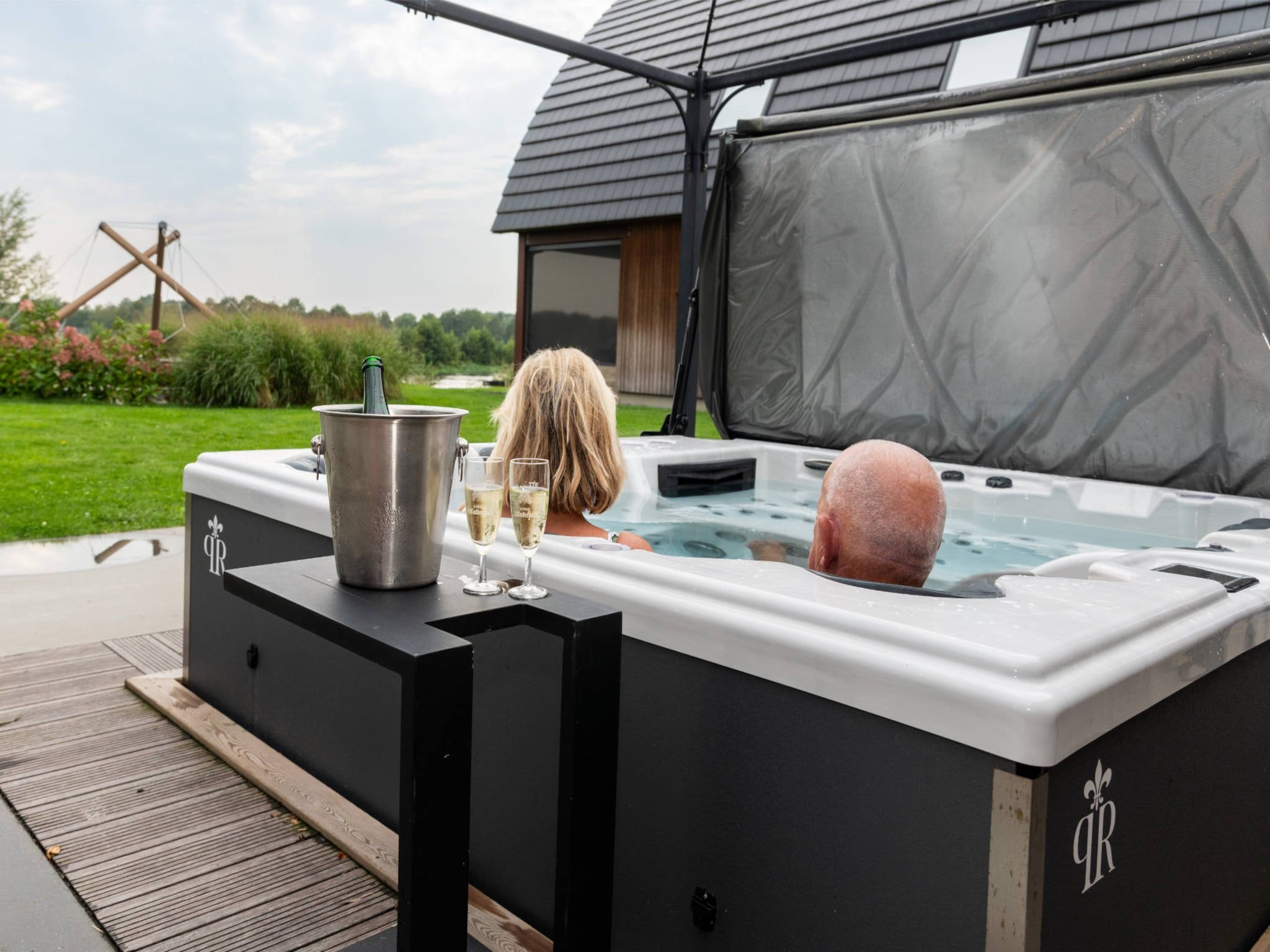 Voorzieningen bij Wellness at the Vecht - Ground floor in Dalfsen