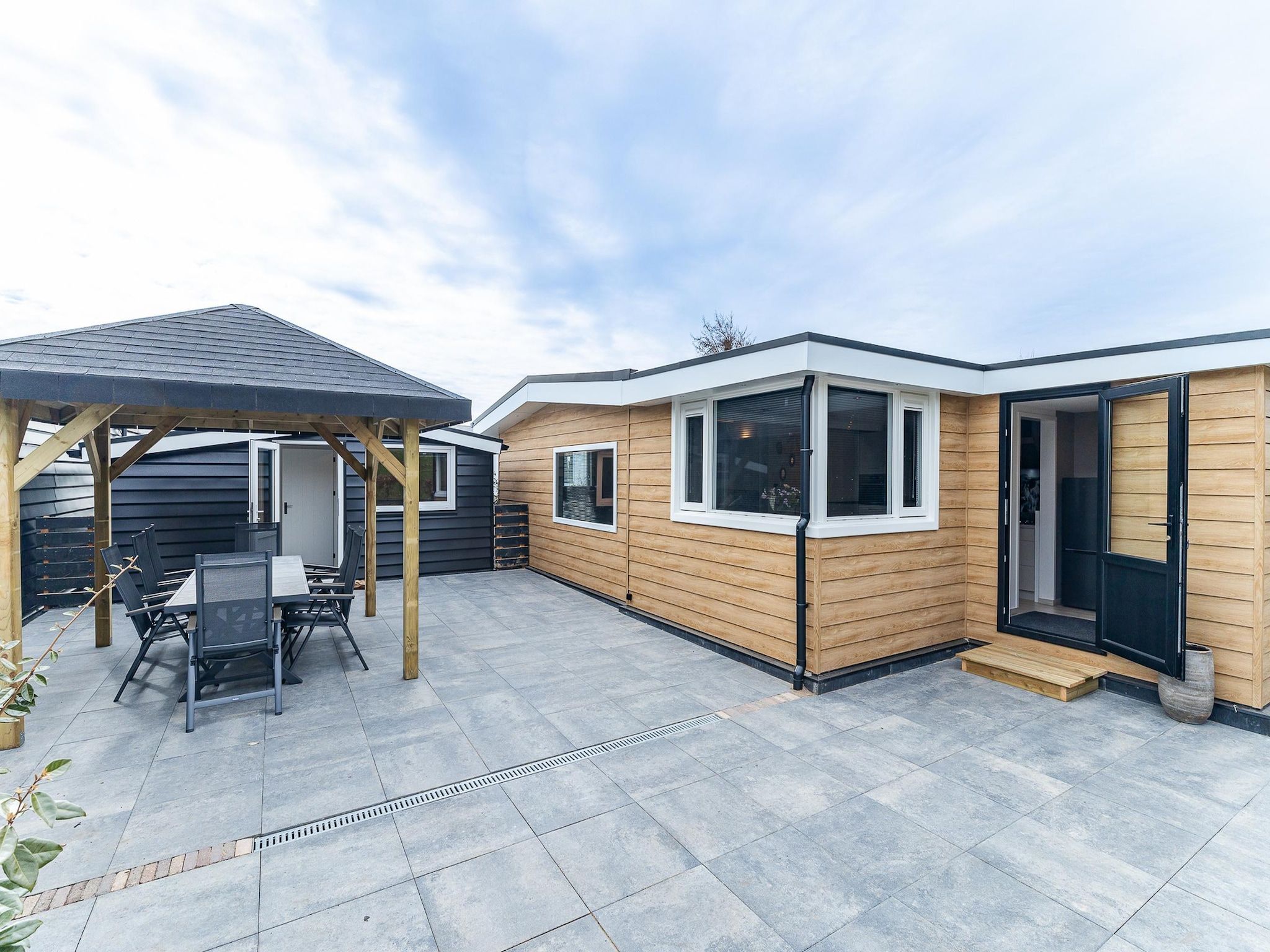 De buitenkant van Vakantiewoning - Keetenweg 10B - Stavenisse in Stavenisse