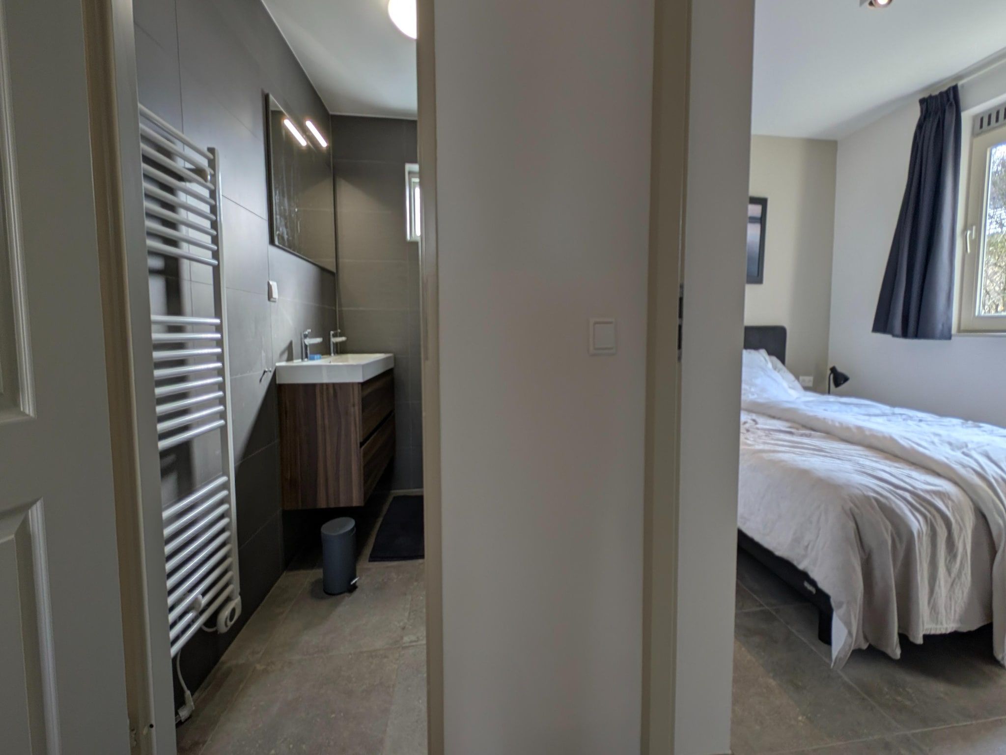 Een slaapkamer van kijkduinpark home in Den Haag