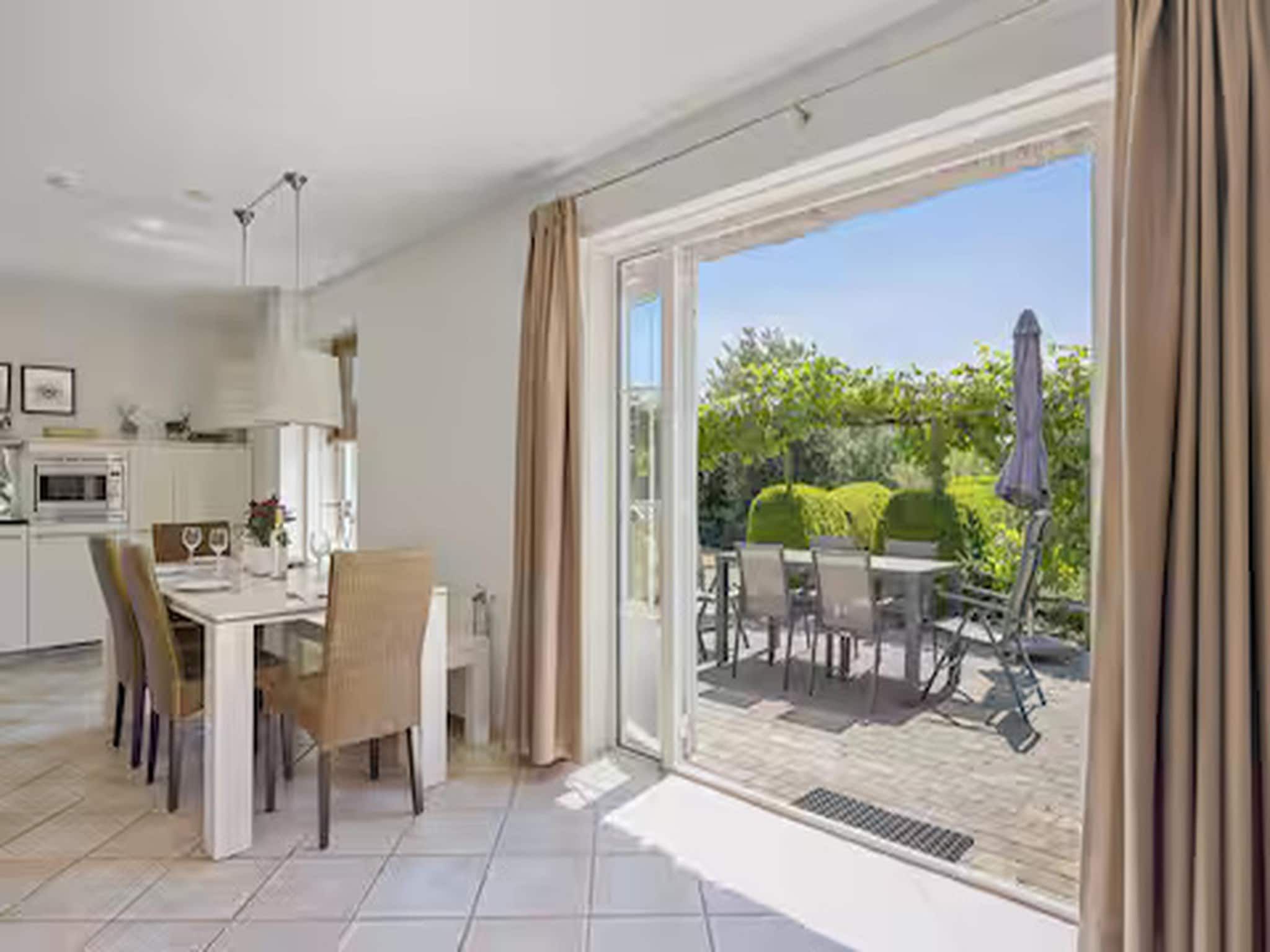 De eetkamer van Villa in Makkum - 2 PAX in Makkum