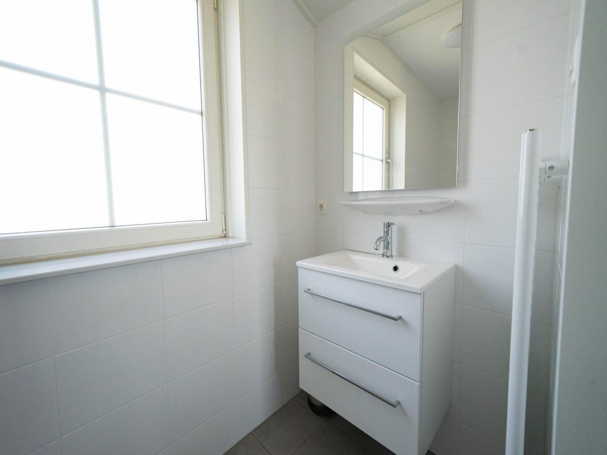 De badkamer van Florijn 6 in Uitdam