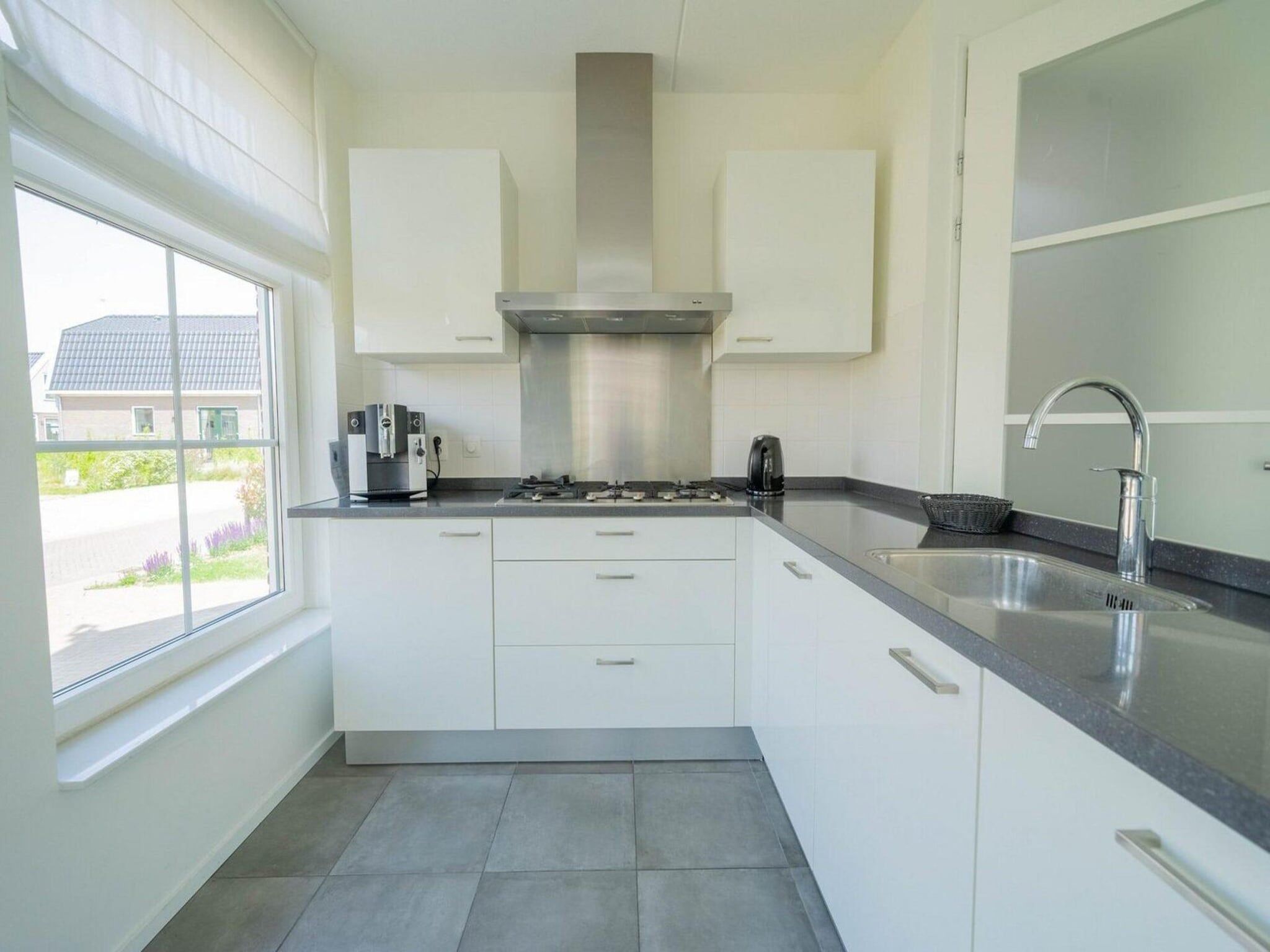 De keuken van Munt 6 in Uitdam