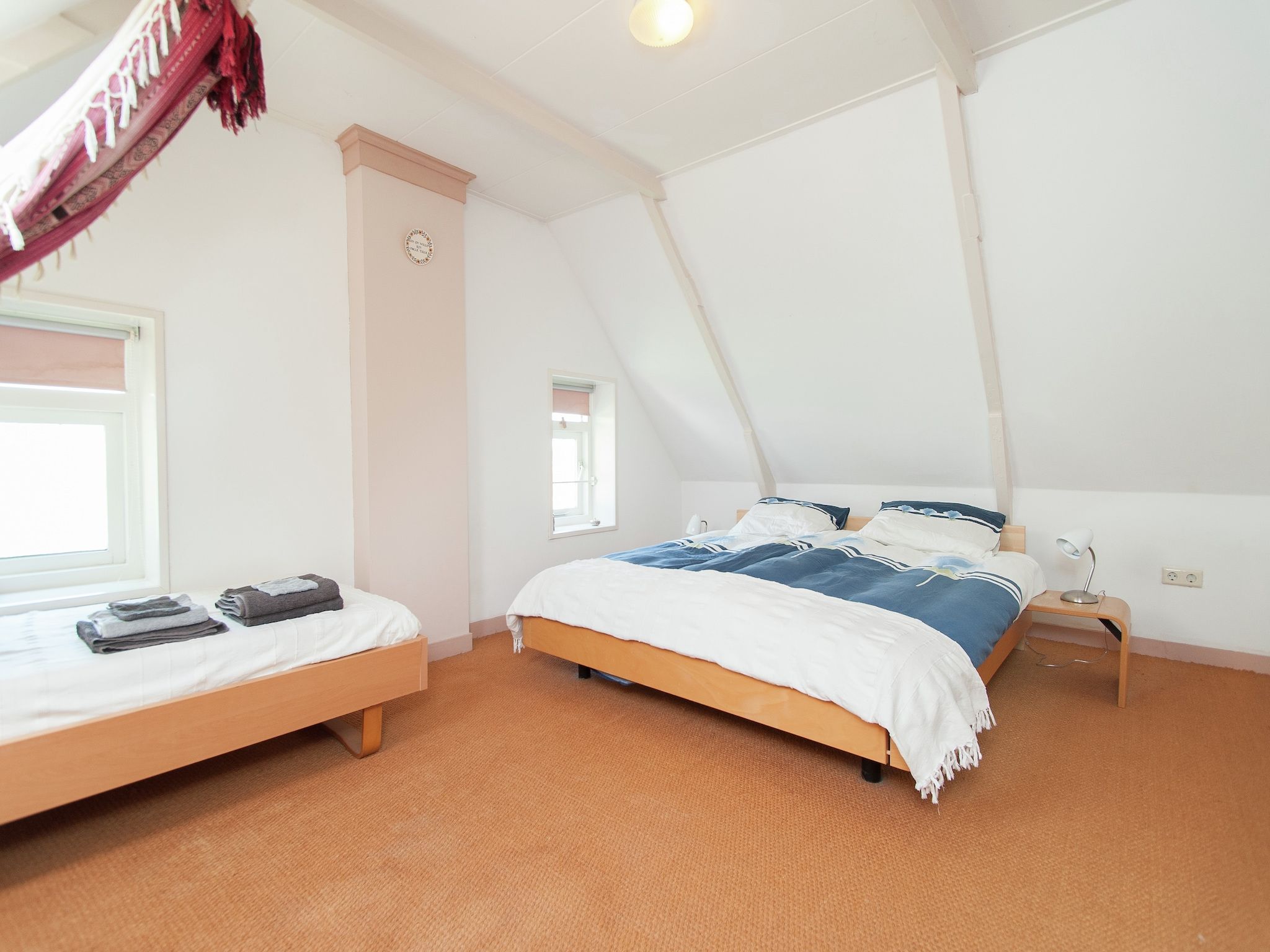 Een slaapkamer van Pronkkeamer Skrins in Easterlittens