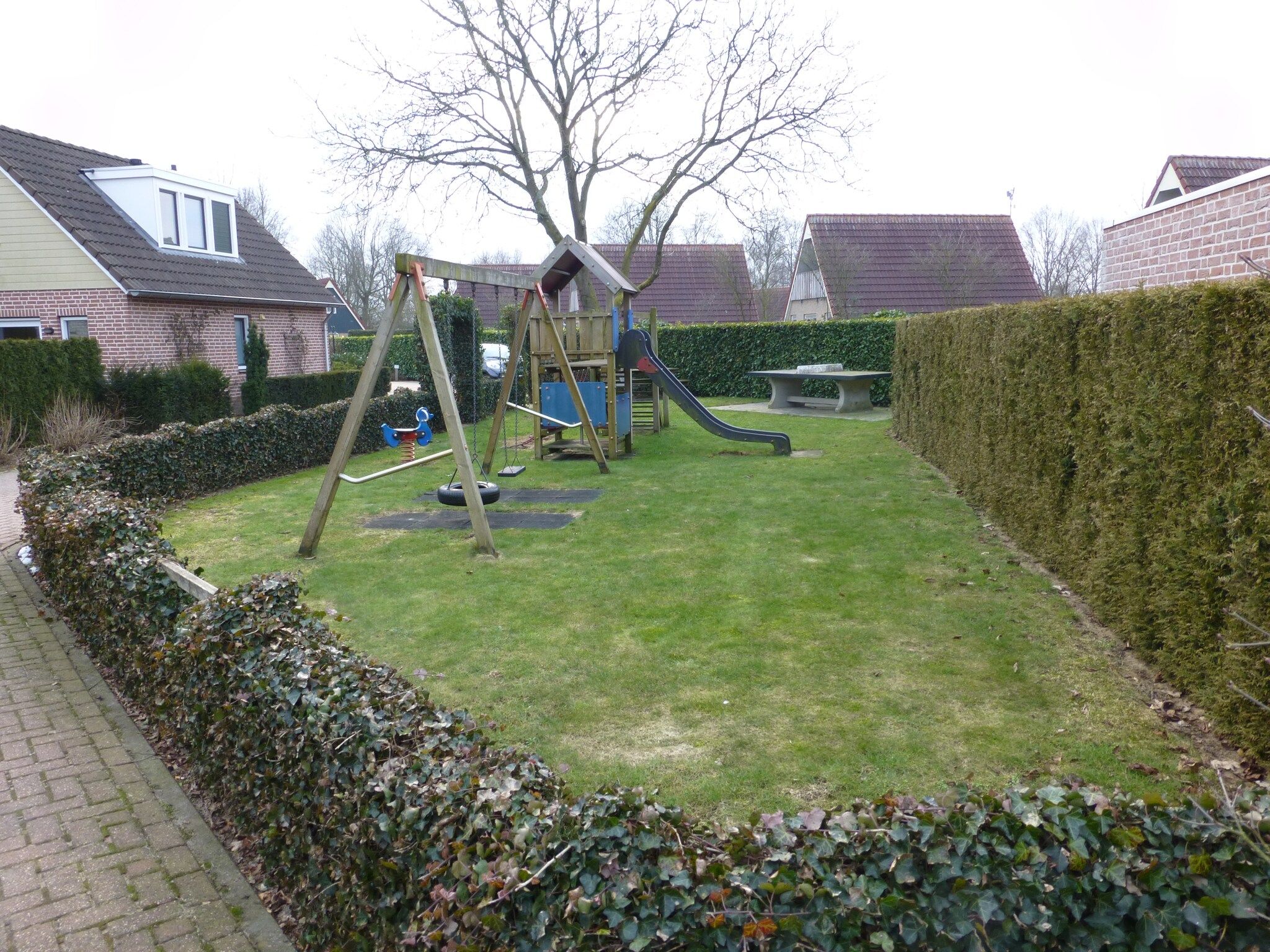 Parkfaciliteiten bij De Riethorst 1 in Plasmolen