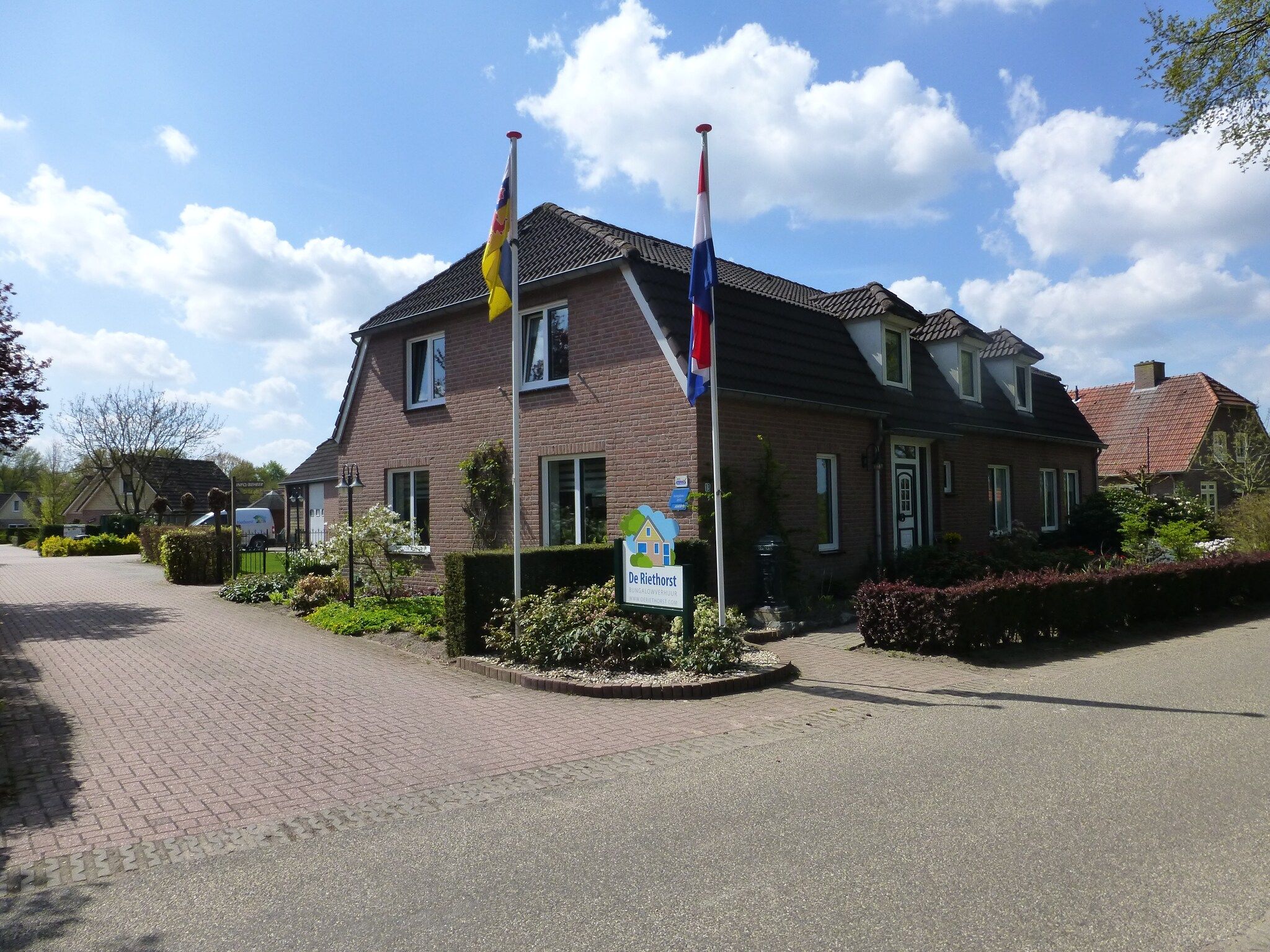 Parkfaciliteiten bij De Riethorst 1 in Plasmolen