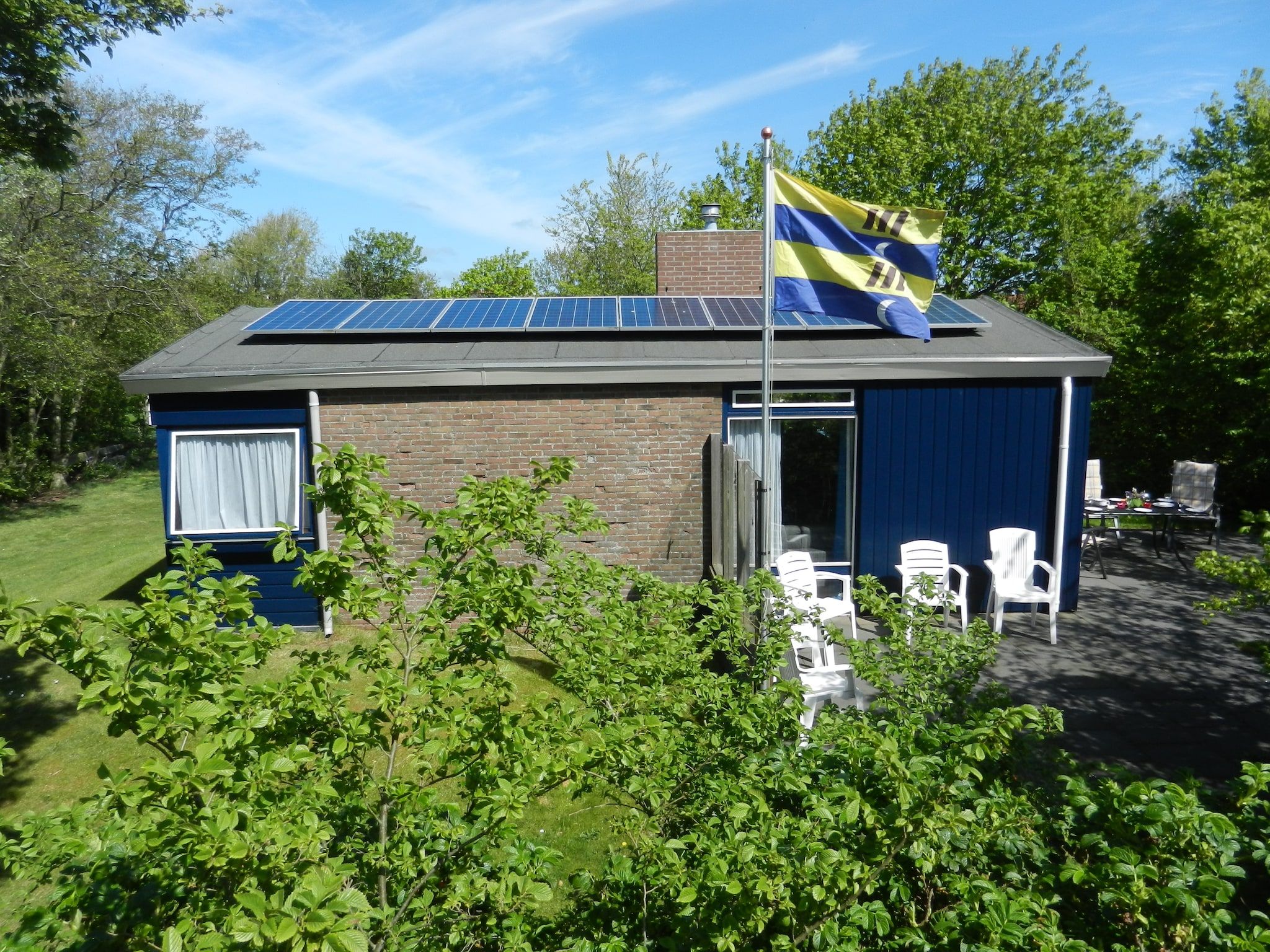De buitenkant van Skries in Nes Ameland