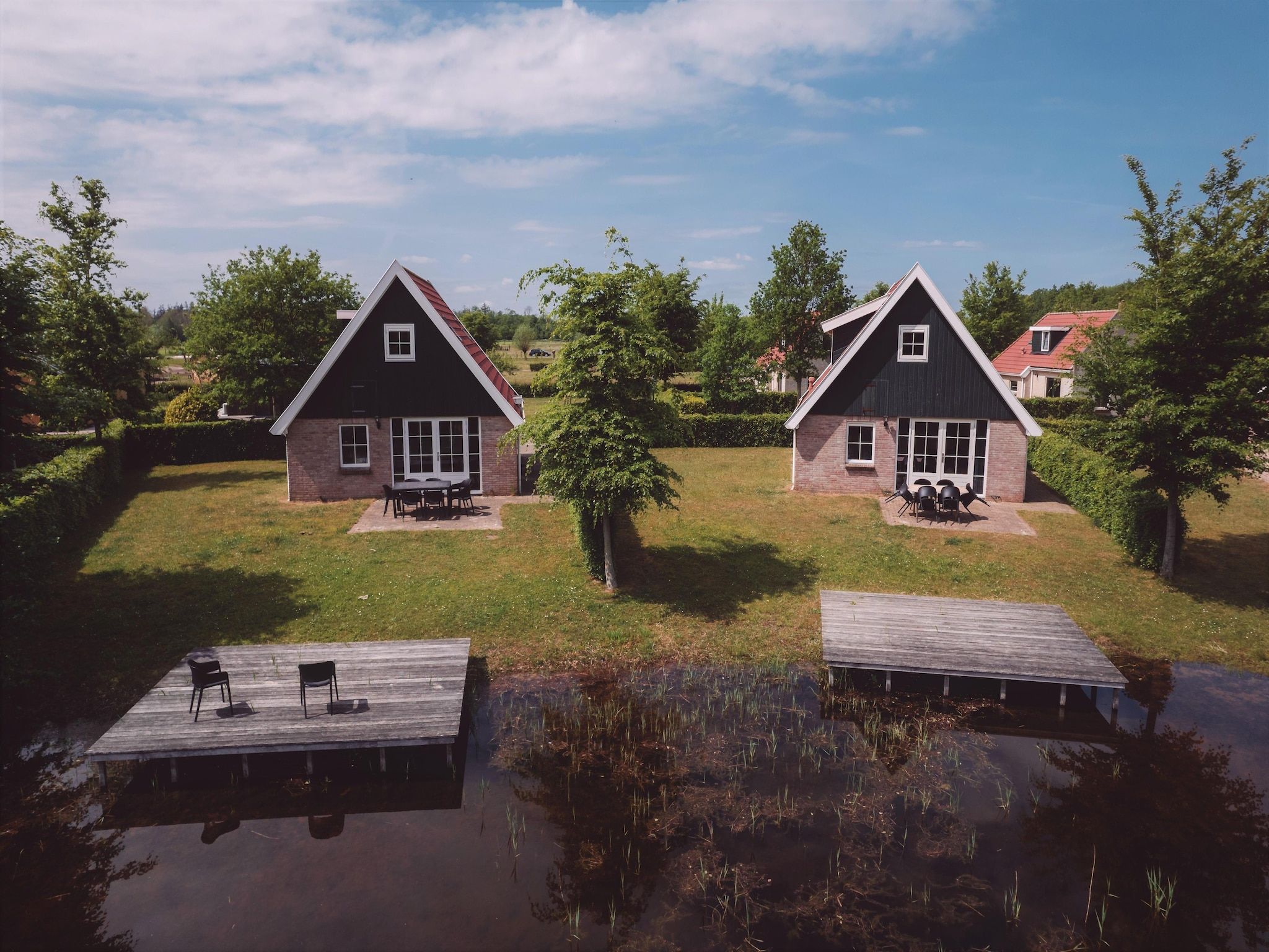 De buitenkant van Vakantiepark Eigen Wijze 5 in Bant