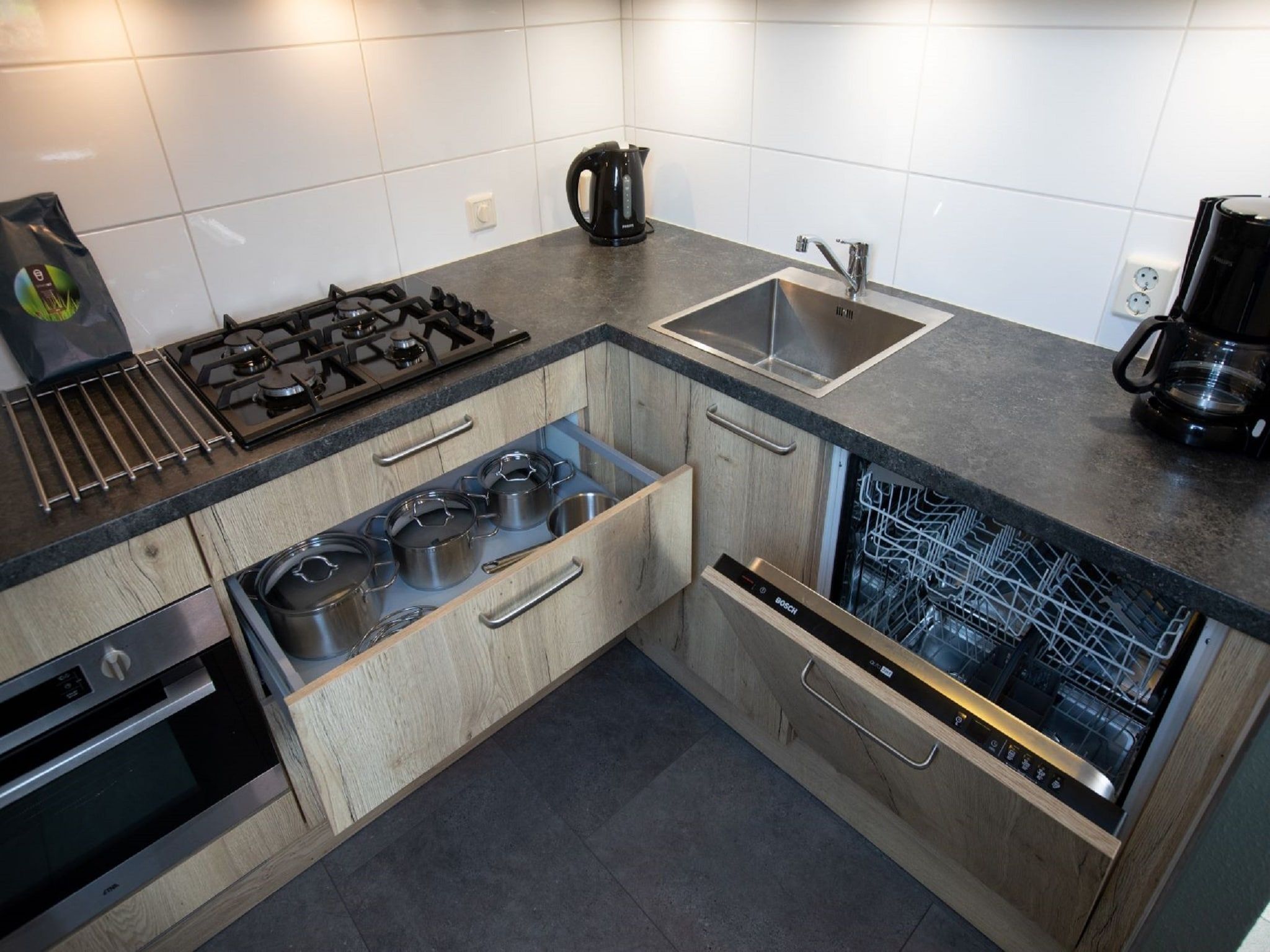 De keuken van Vakantie bij Meeussen - Molendal 1 in Plasmolen