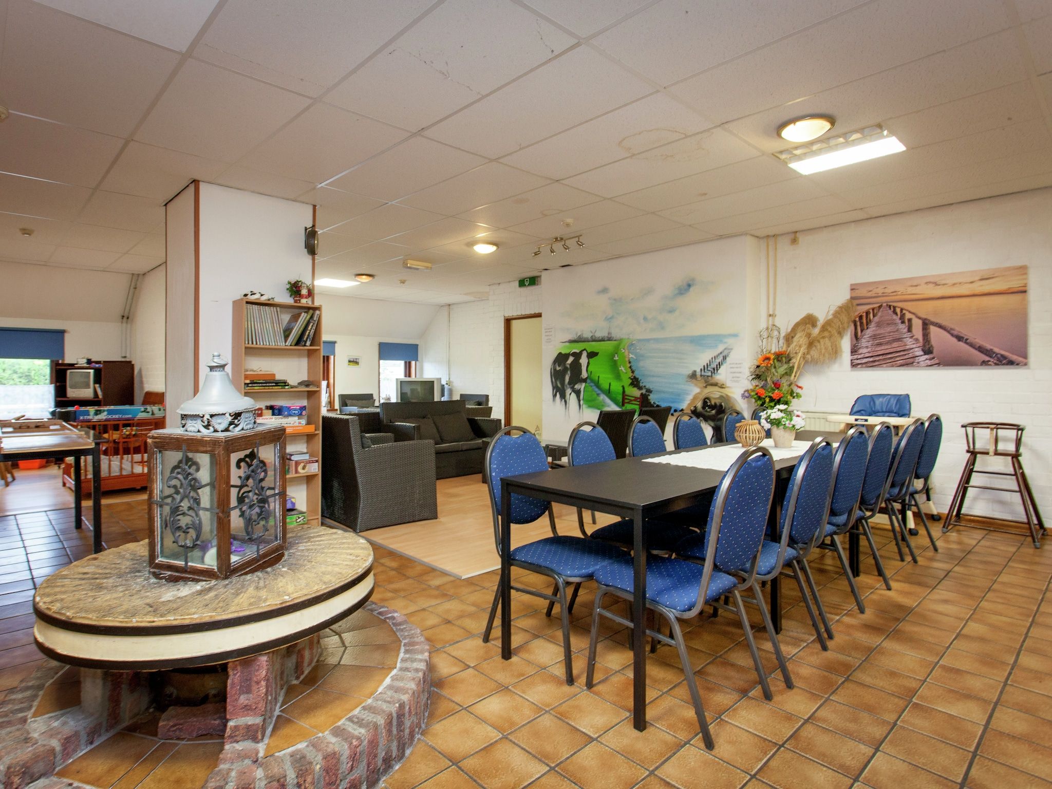 De eetkamer van De Vakantie boerderij in Holwerd