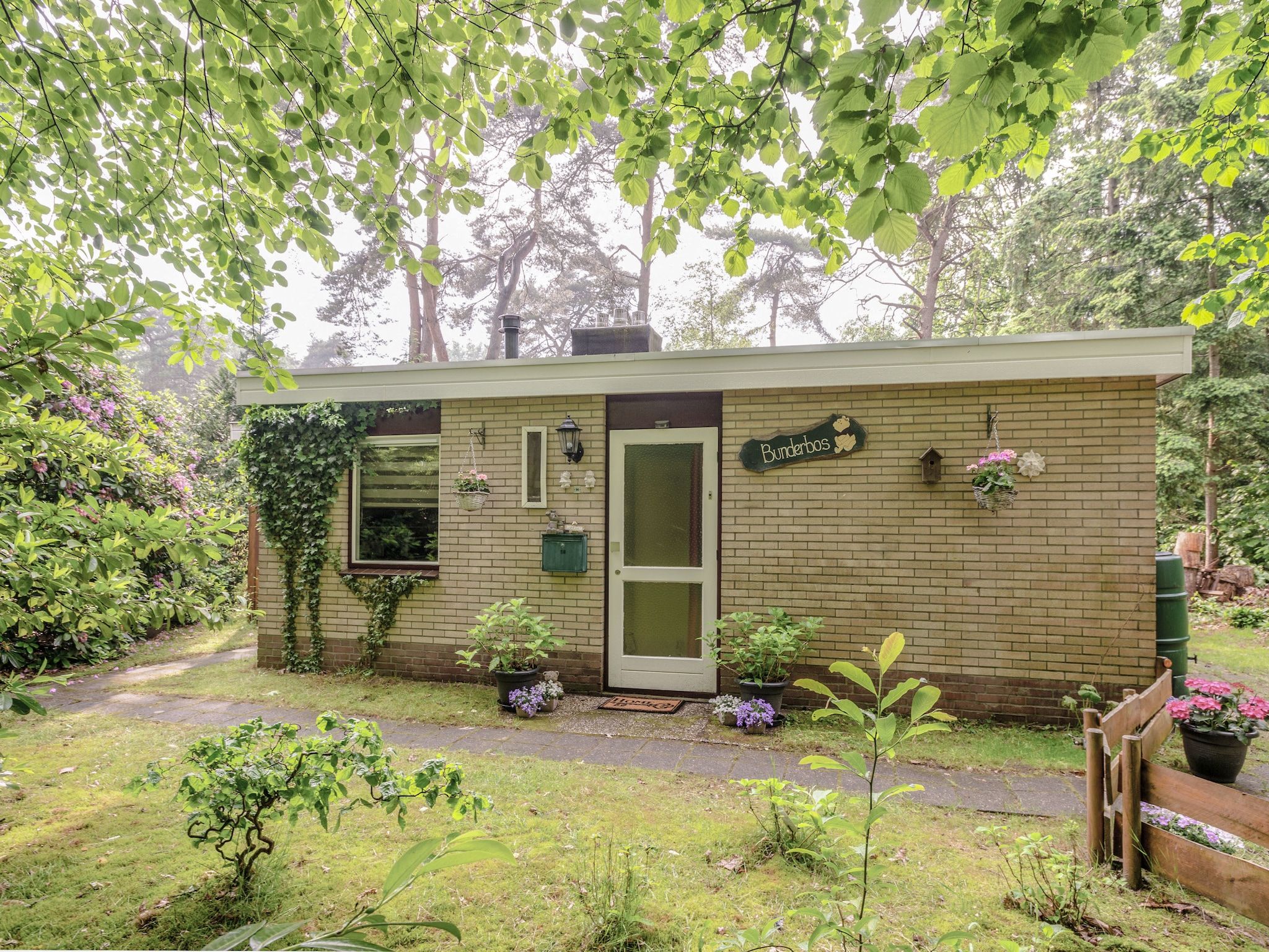 De buitenkant van Bunderbos in Ommen