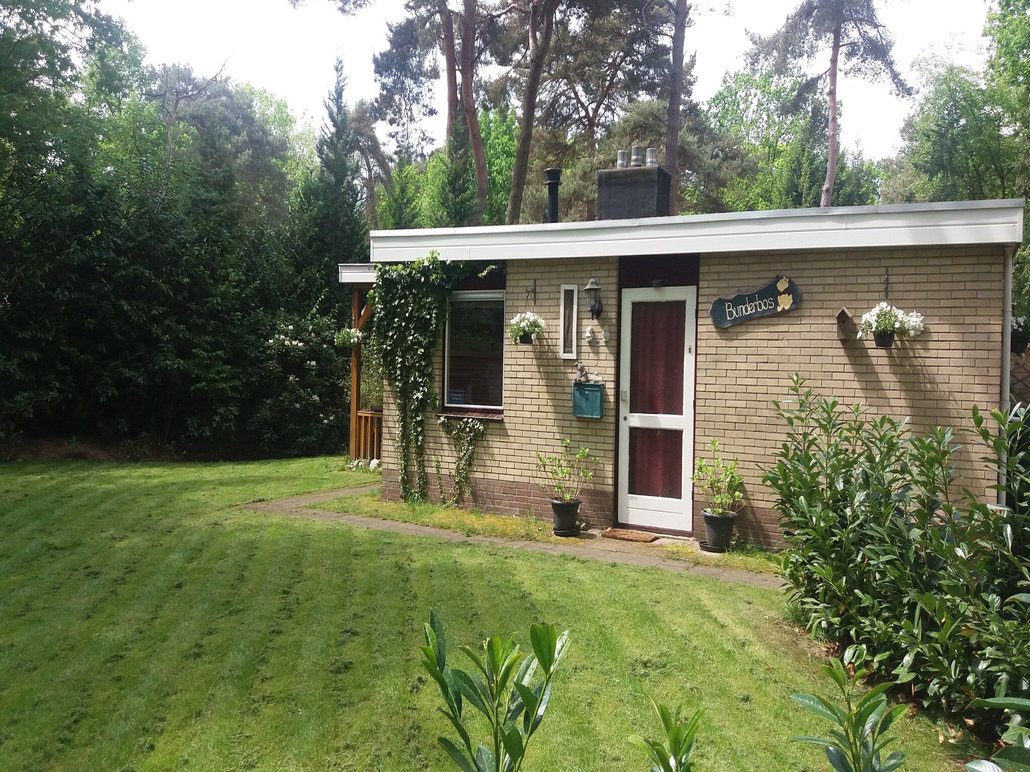 De buitenkant van Bunderbos in Ommen