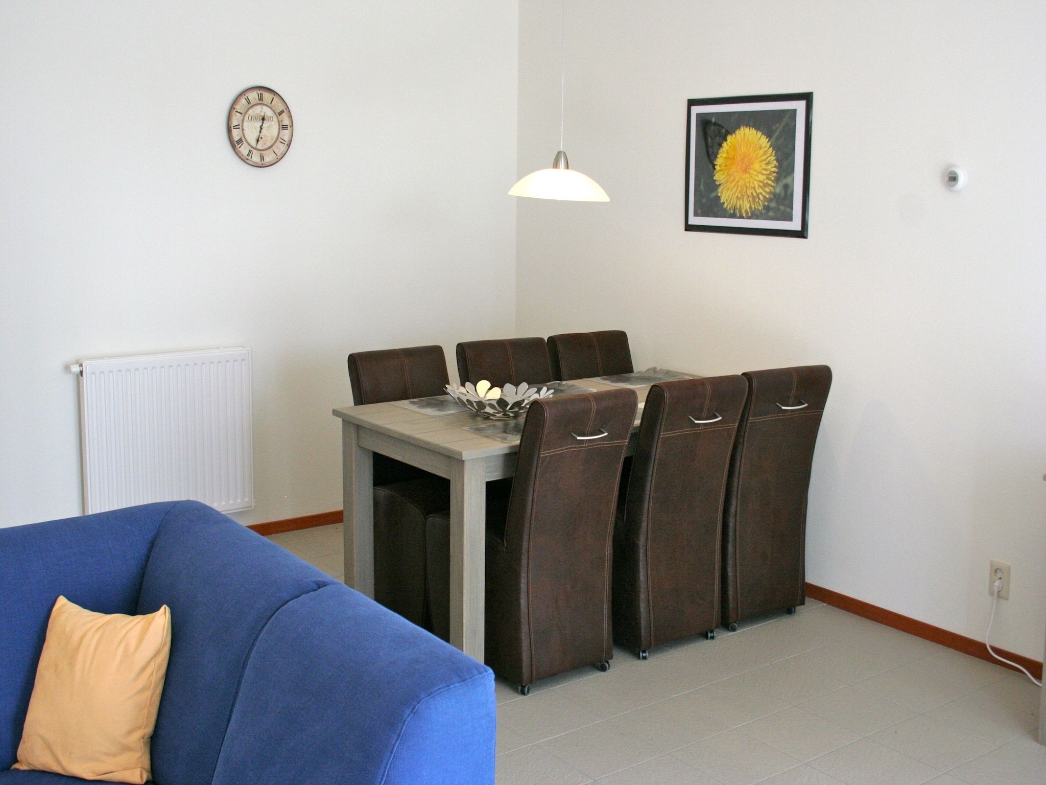 De eetkamer van Vakantiepark Horsetellerie 1 in Hardenberg (rheezerveen)