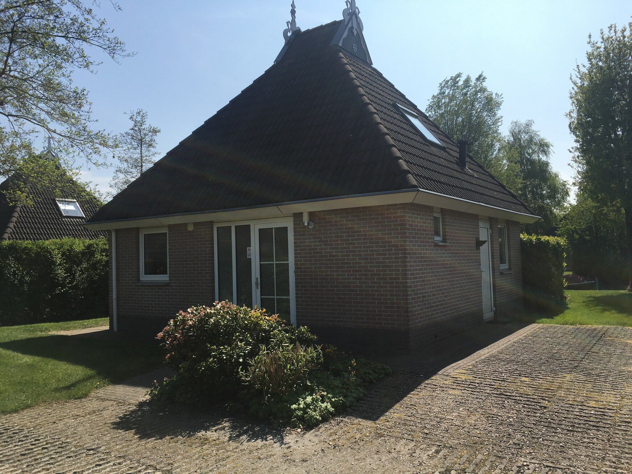 De buitenkant van Buitenplaats It Wiid in Eernewoud