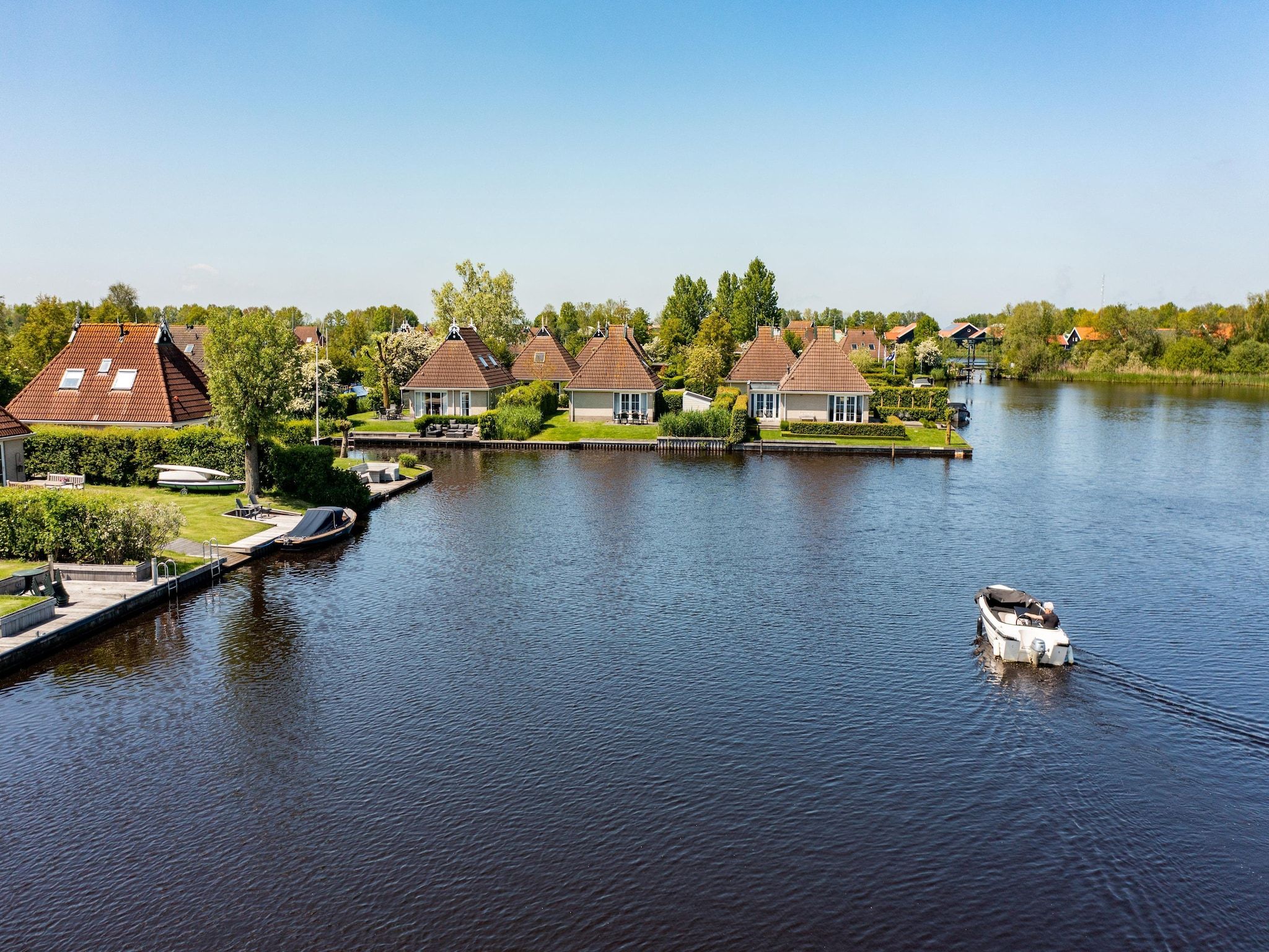 Parkfaciliteiten bij Buitenplaats It Wiid in Eernewoud