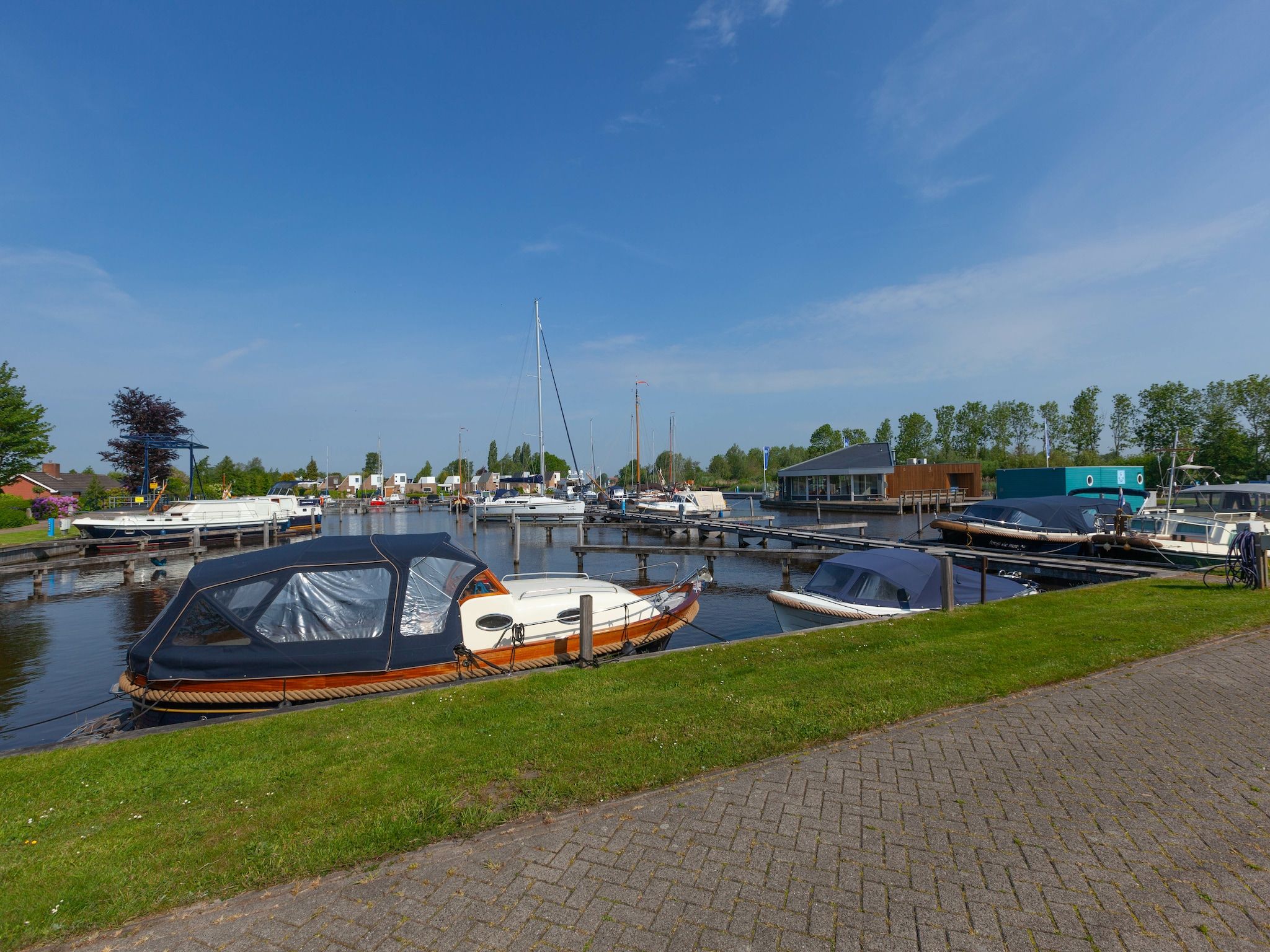 De omgeving van Lyts Sypenstien in Langweer