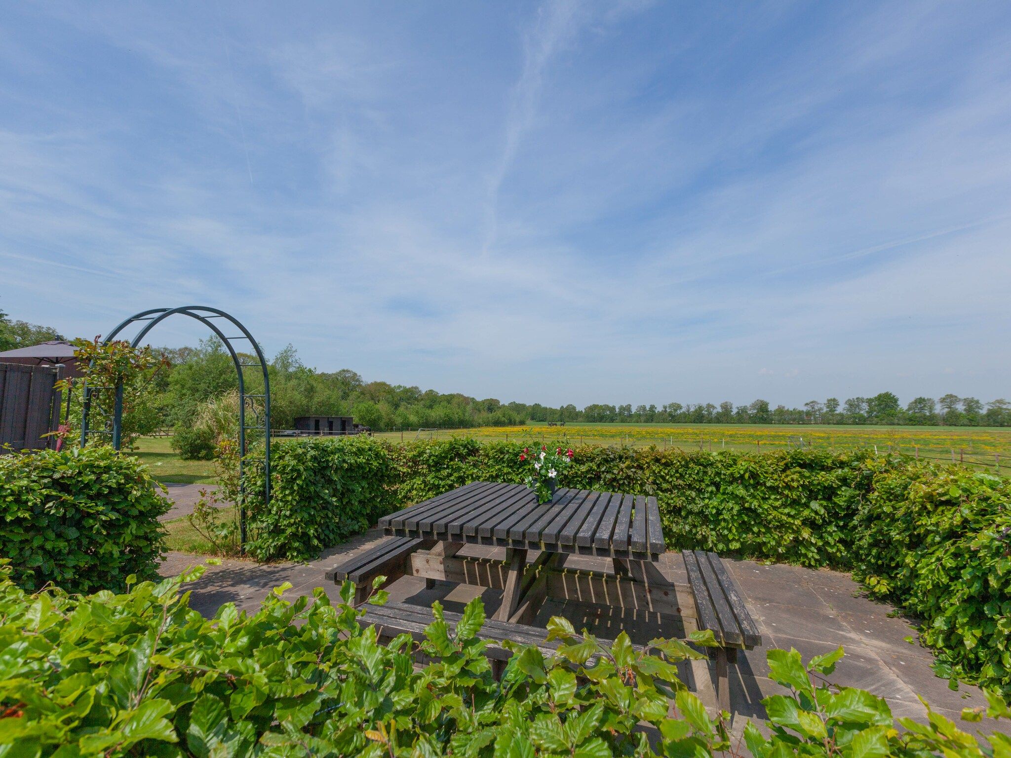 De tuin van Lyts Sypenstien in Langweer