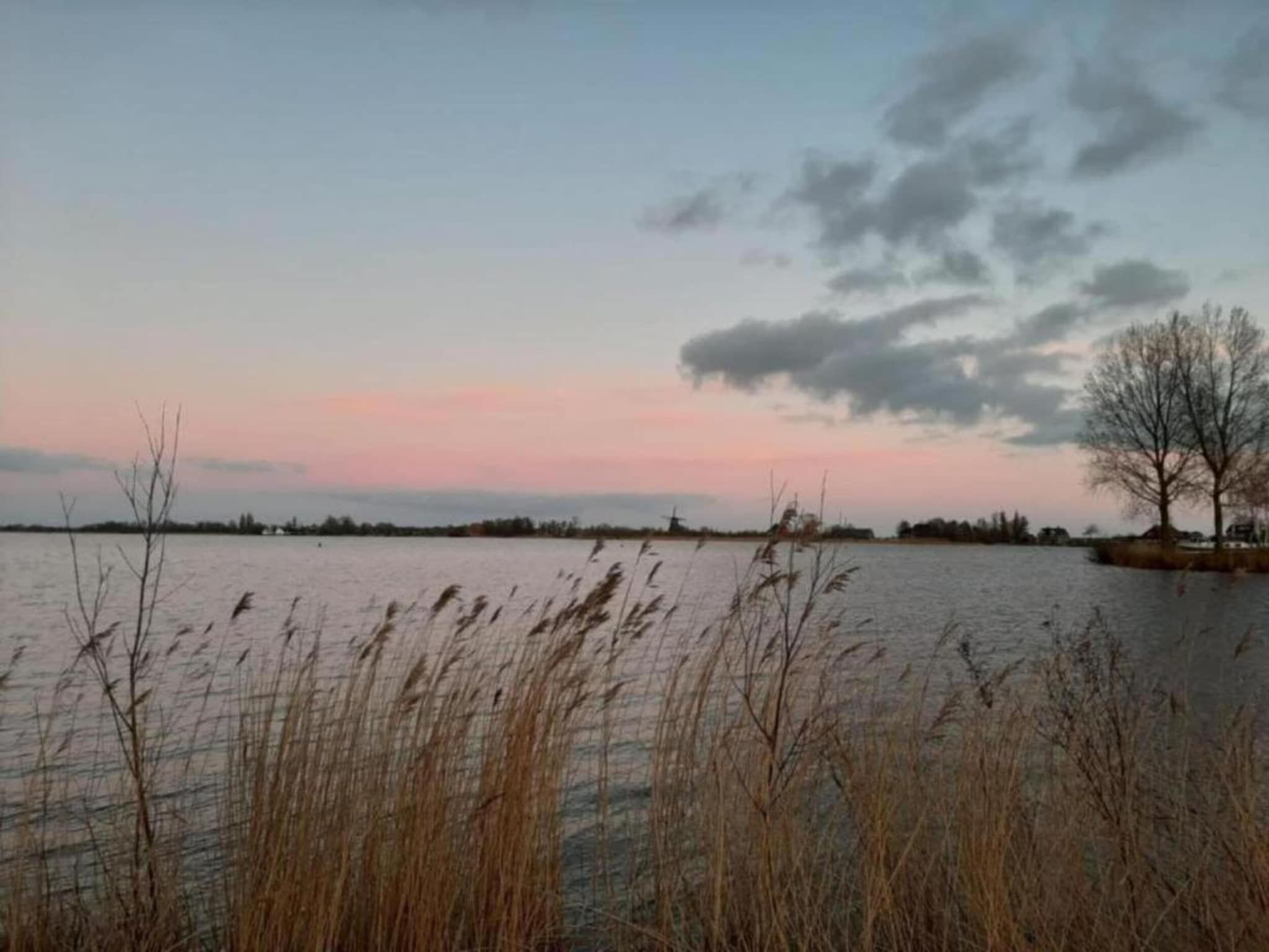 De omgeving van Lyts Sypenstien in Langweer