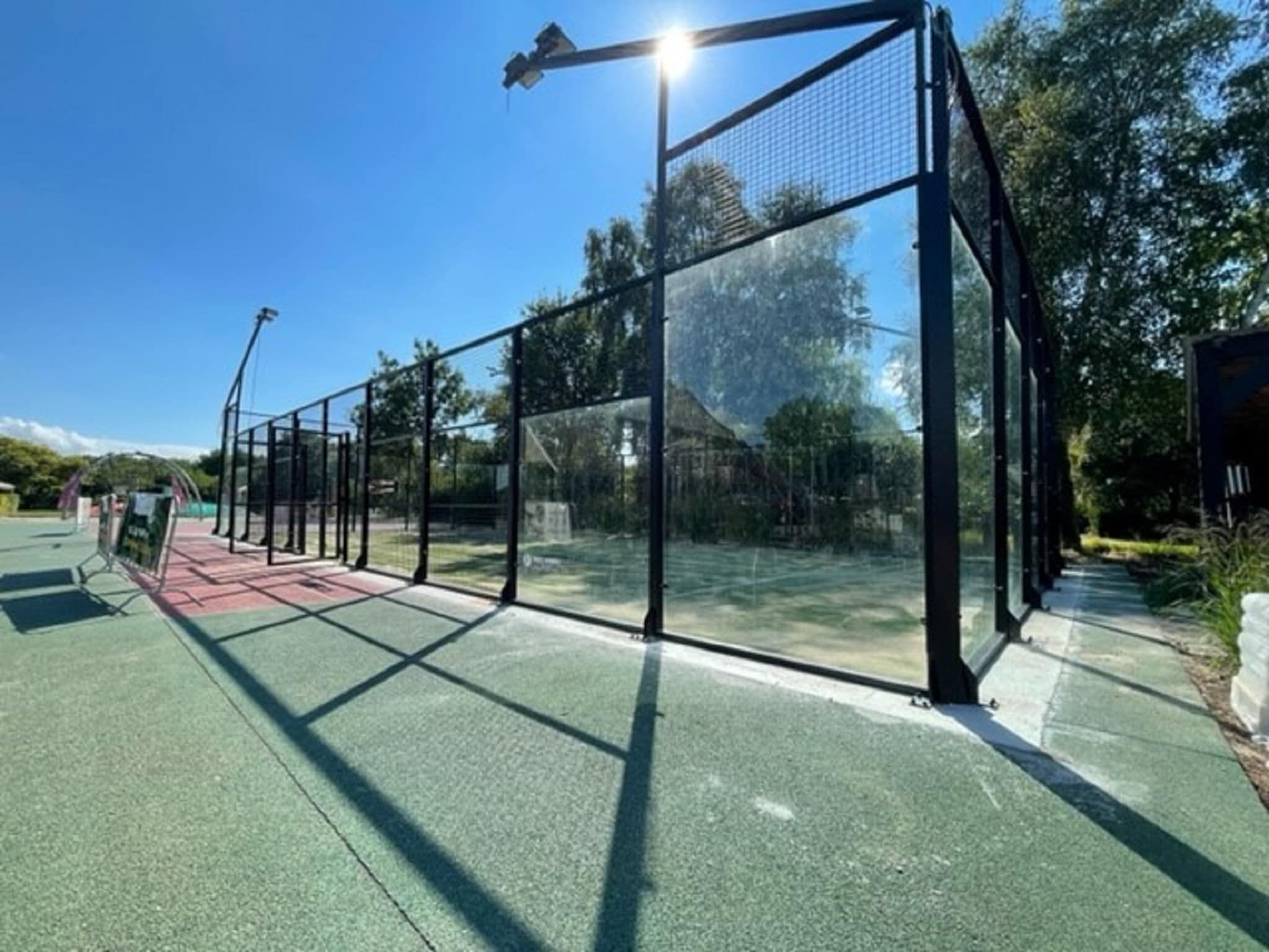 Parkfaciliteiten bij Villapark De Weerribben 4 in Paasloo