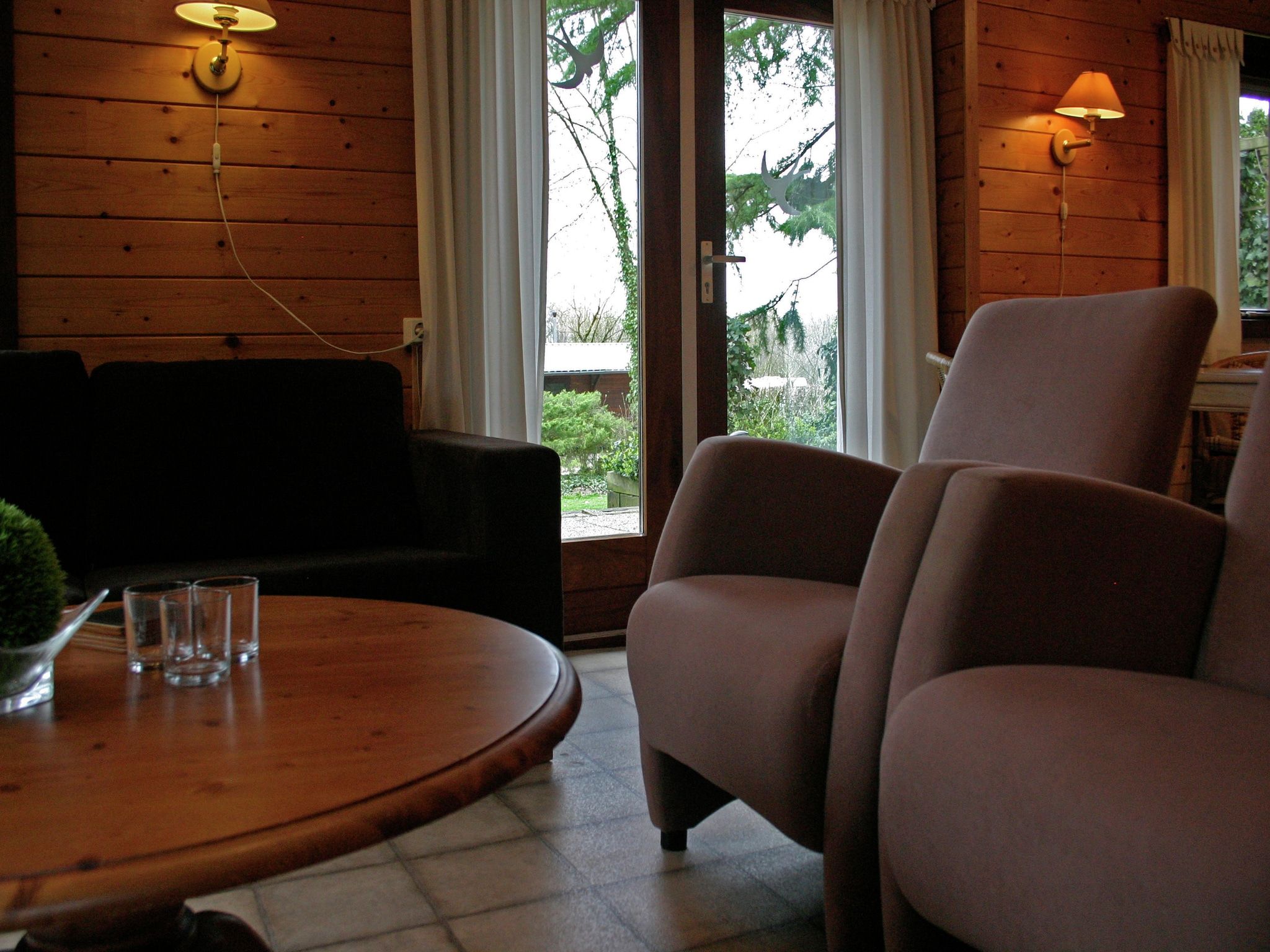 De woonkamer van Chaletpark Kuiperberg 7 in Ootmarsum