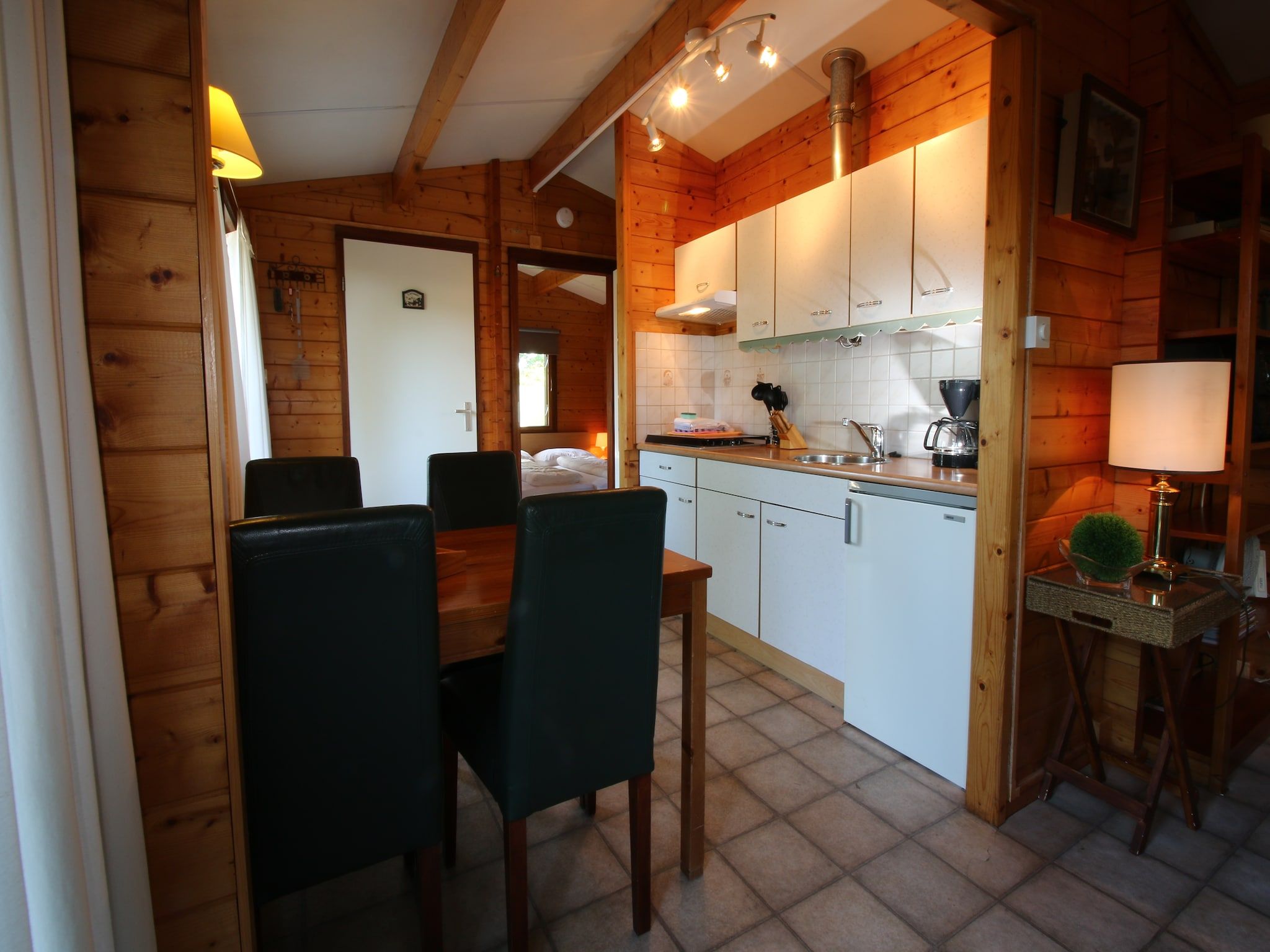 De keuken van Chaletpark Kuiperberg 7 in Ootmarsum