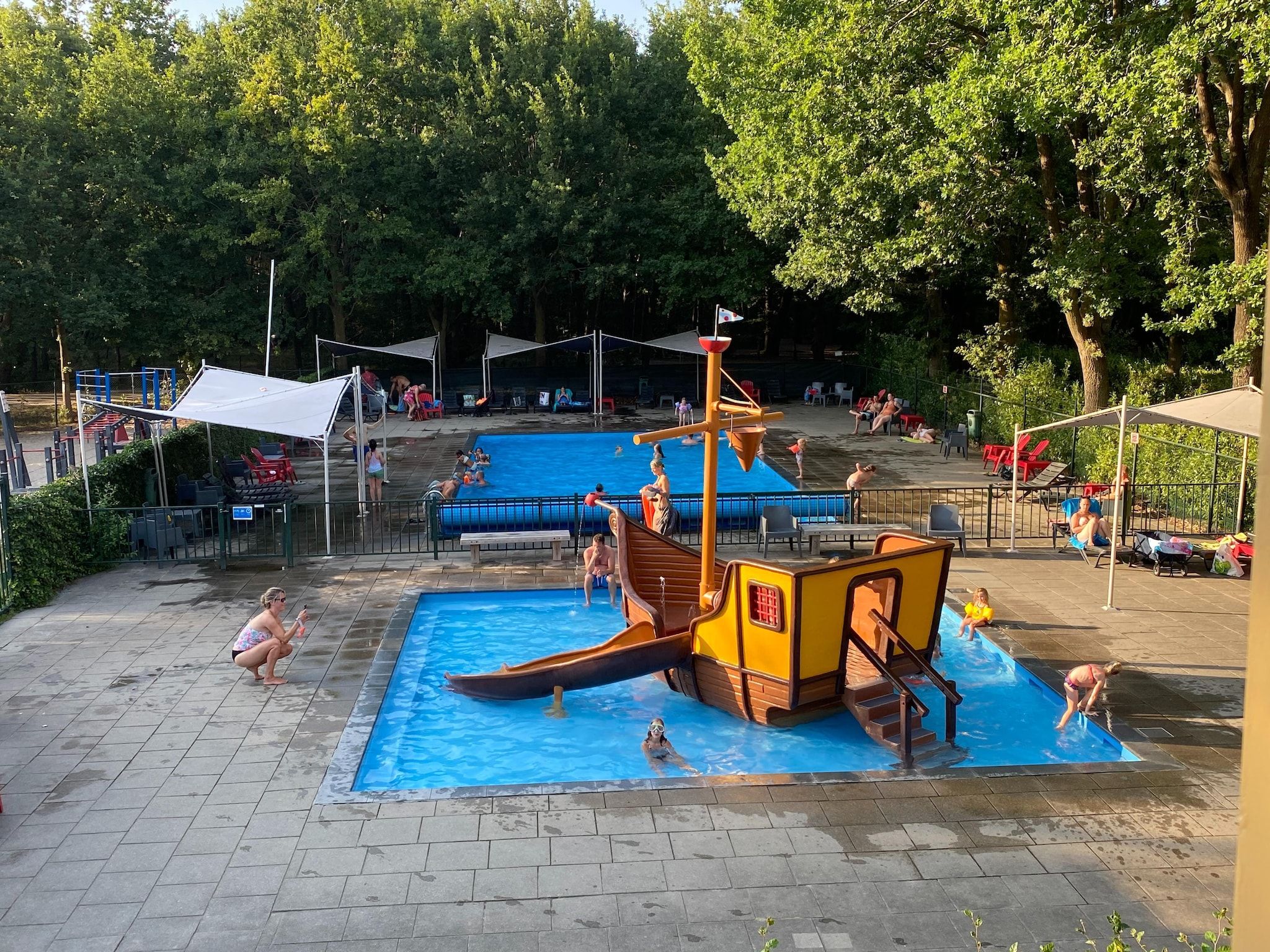 Parkfaciliteiten bij Recreatiepark Duinhoeve 1 in Udenhout