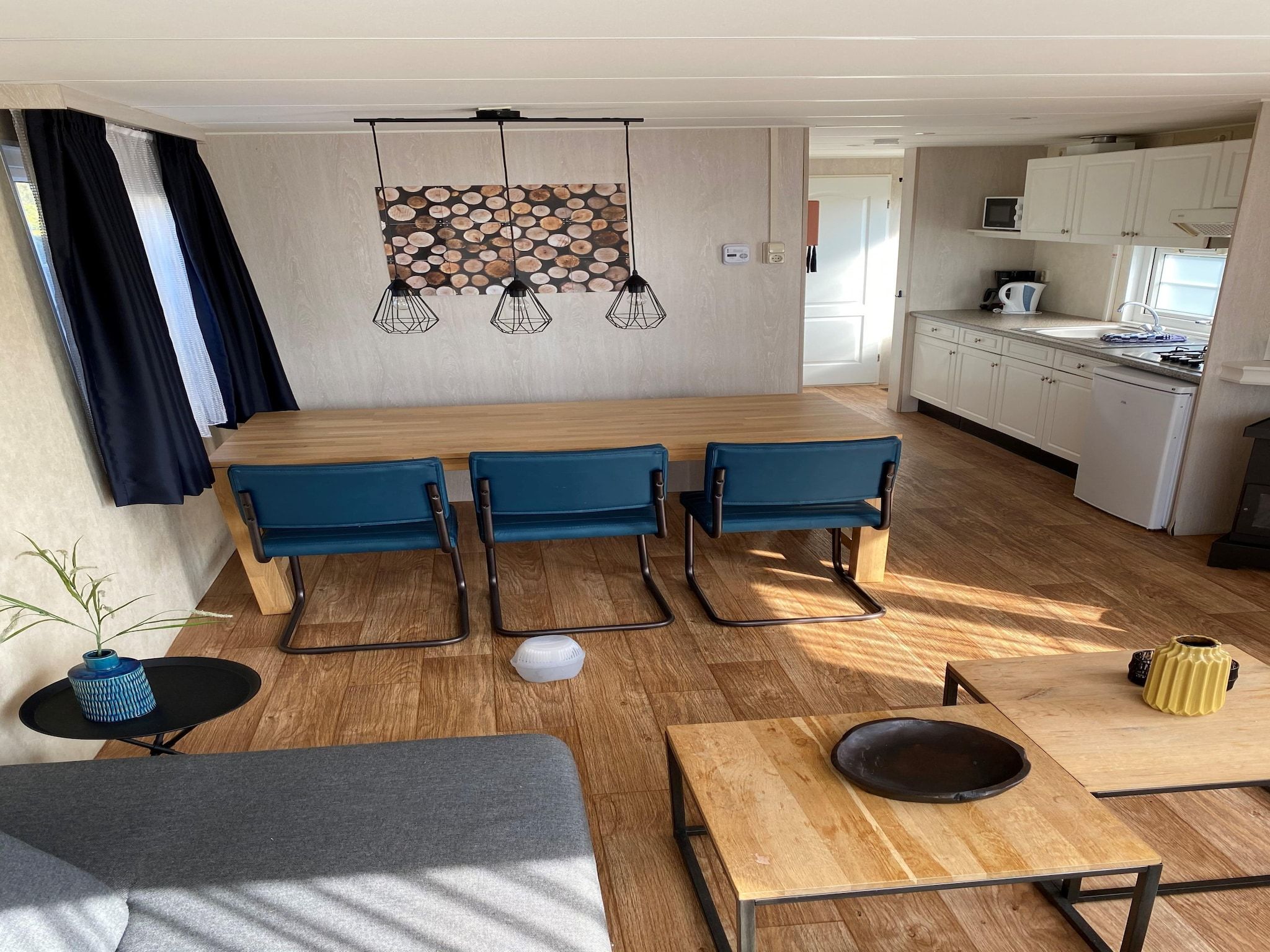 De woonkamer van Recreatiepark Duinhoeve 1 in Udenhout