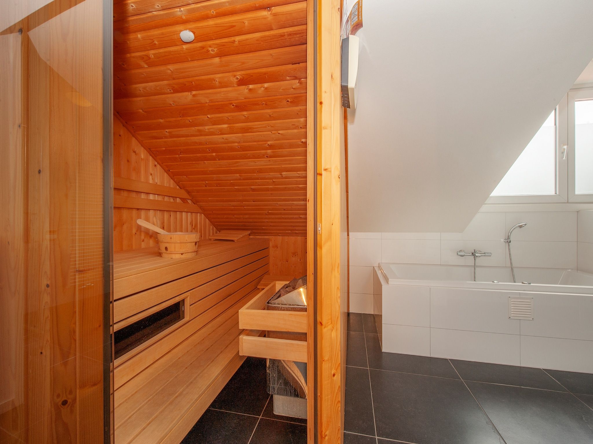 De badkamer van Resort Arcen 9 in Arcen