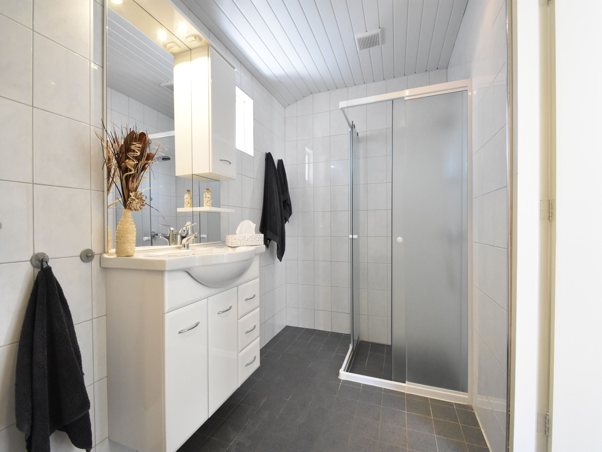 De badkamer van De Notenweide in Zonnemaire