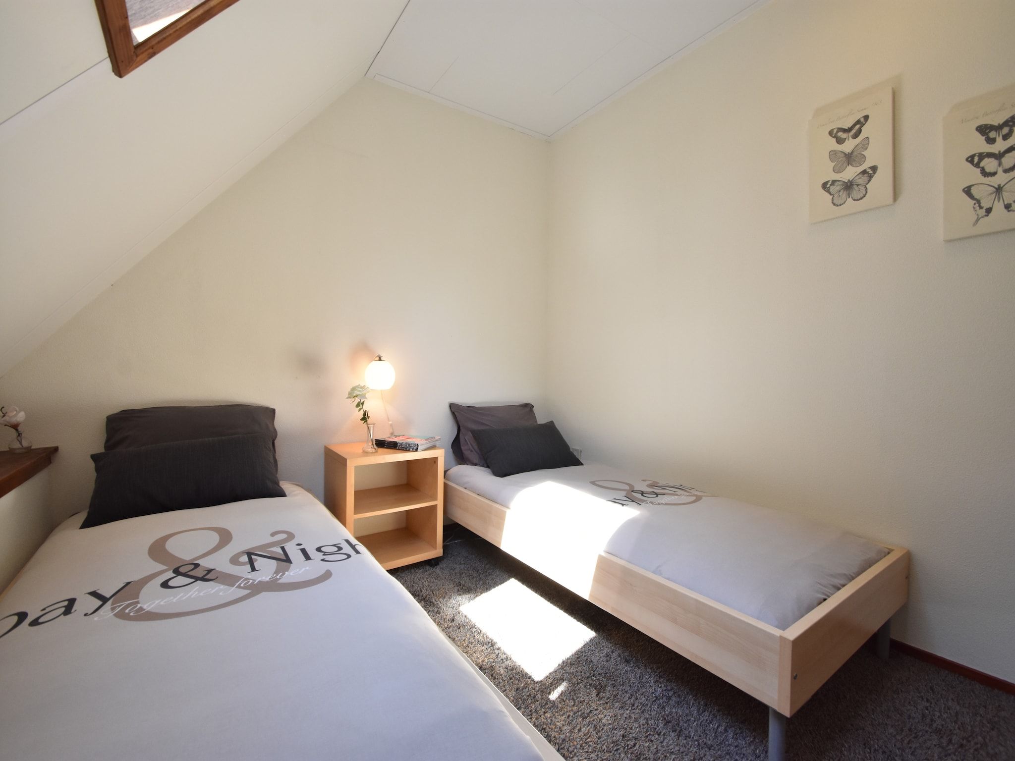 Een slaapkamer van De Notenweide in Zonnemaire