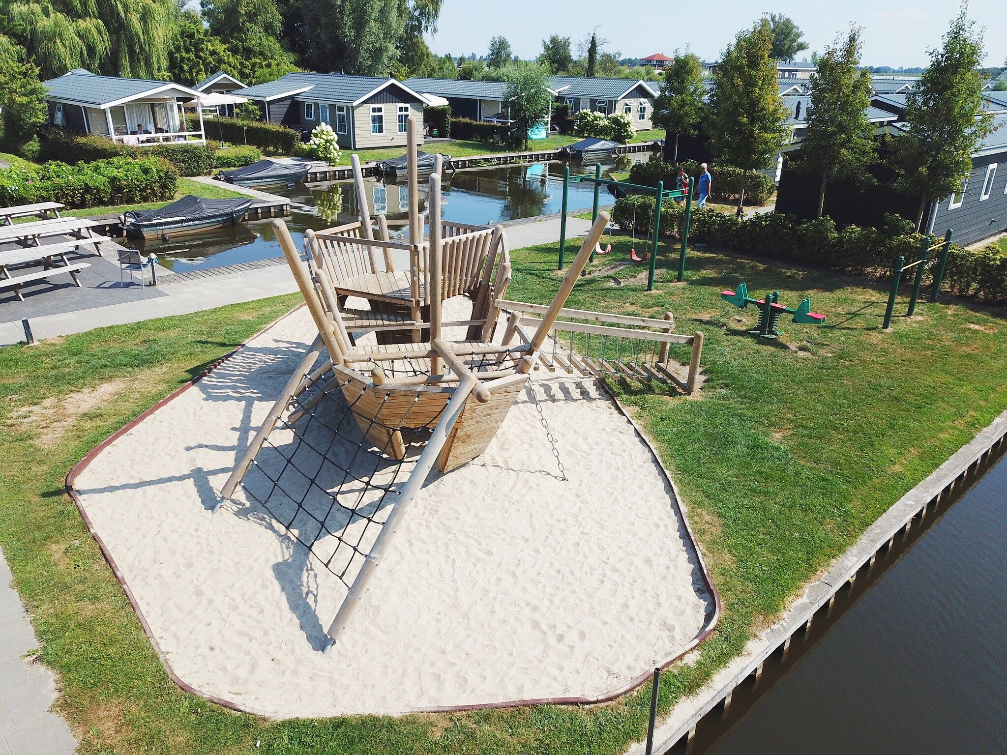 Parkfaciliteiten bij Vakantiepark Giethoorn 4 in Giethoorn