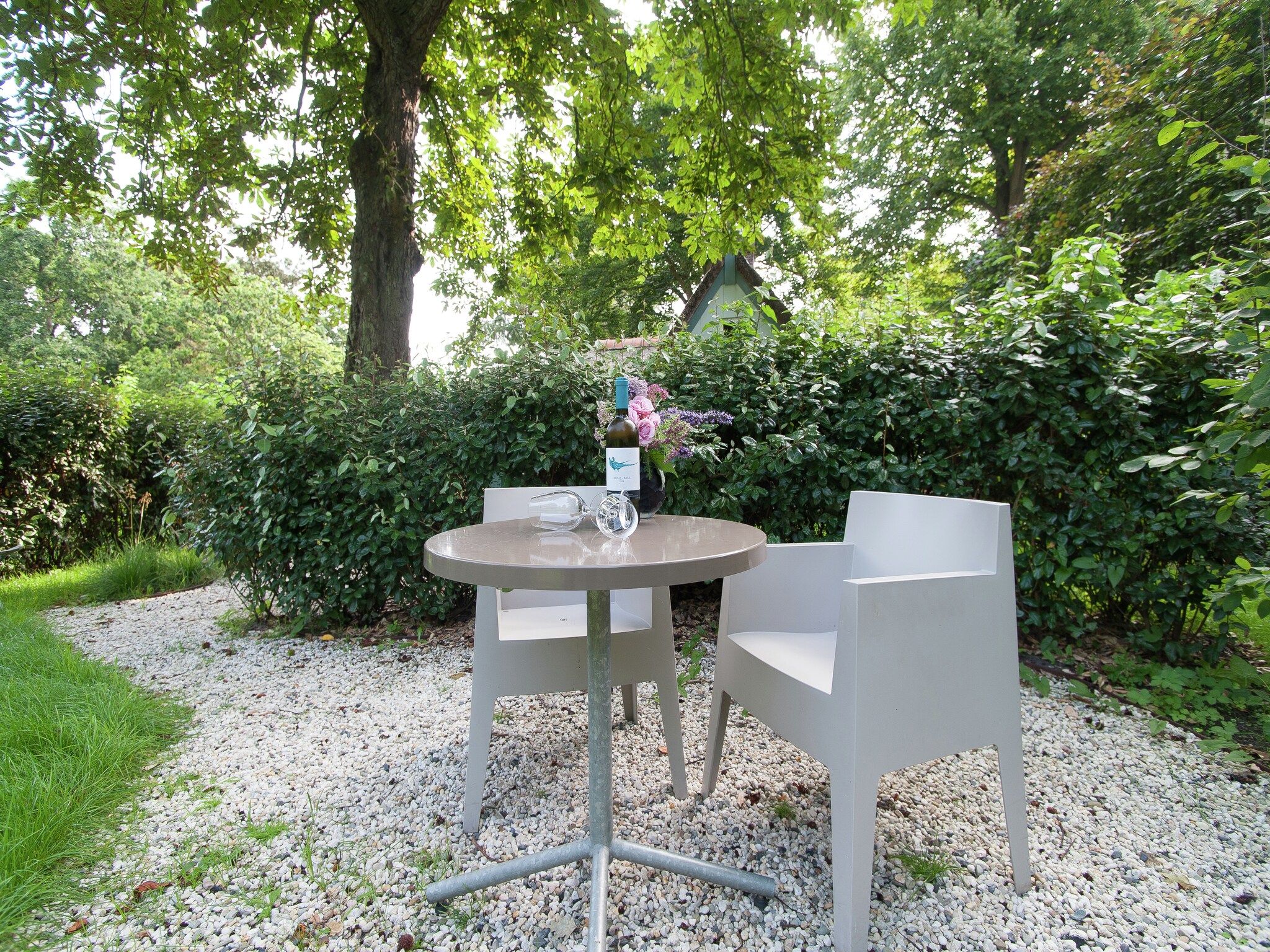 Het terras van Romantisch Bergen in Bergen