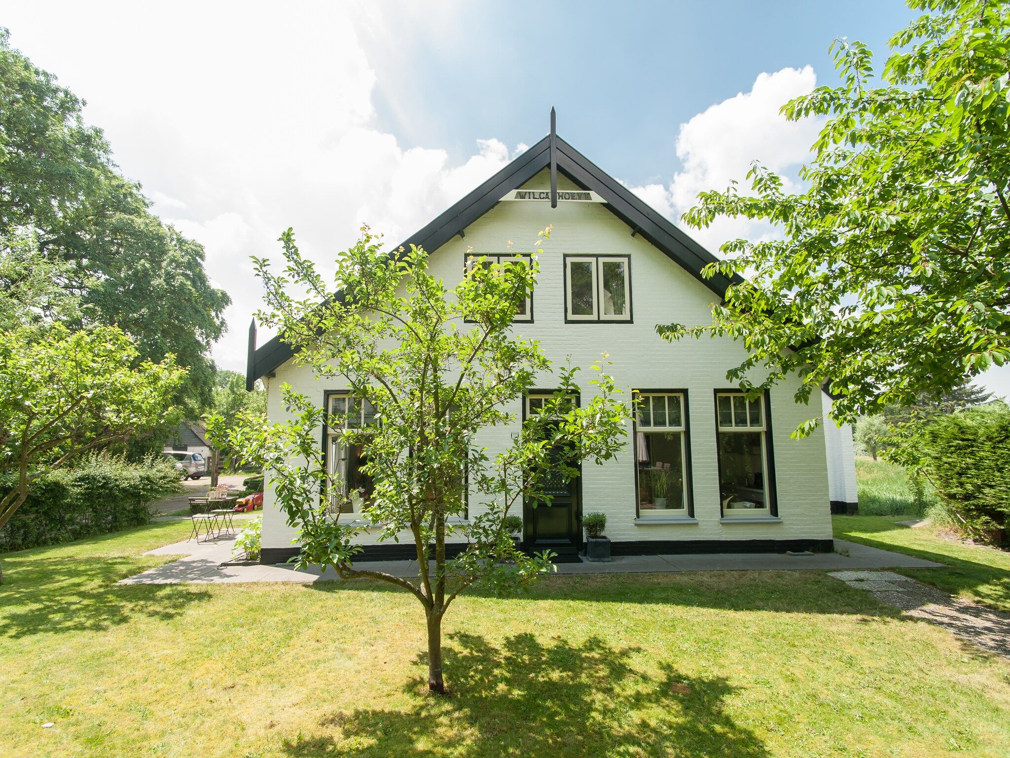 De buitenkant van Wilca Hoeve in Schoorl