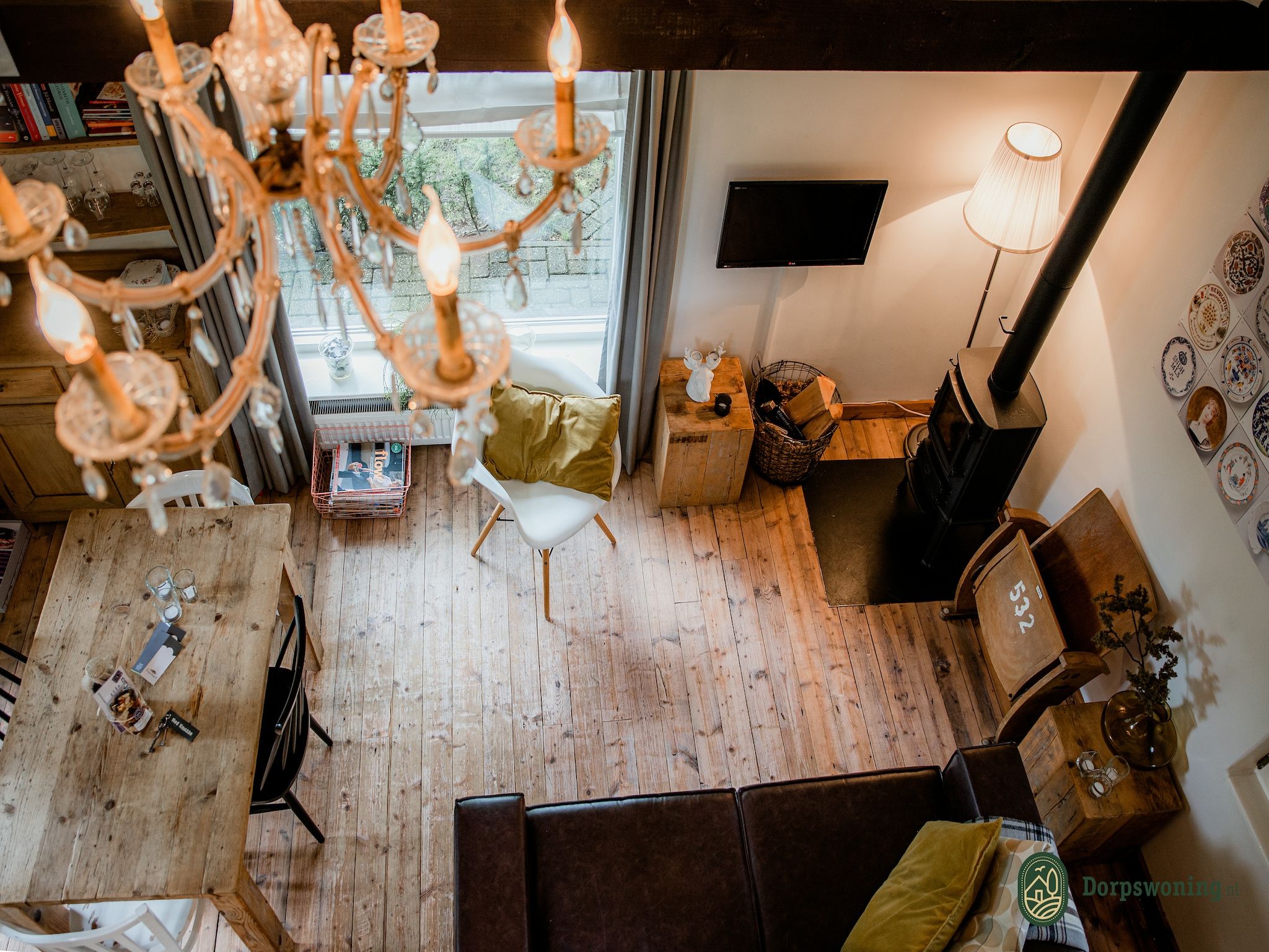 De woonkamer van Dorpswoning Het Knusse in Leende
