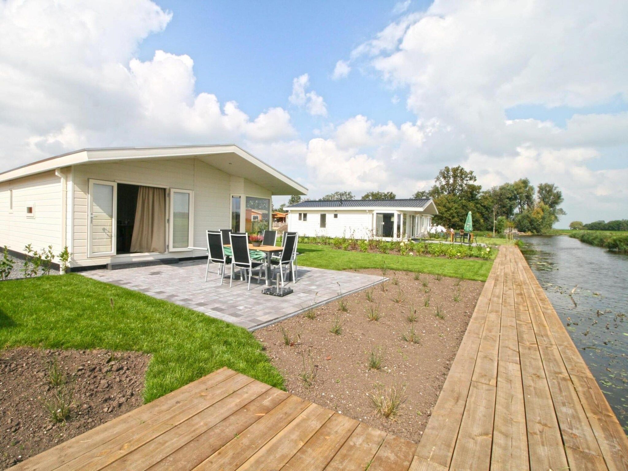 Het terras van Waaghuys  6 personen in West-Graftdijk