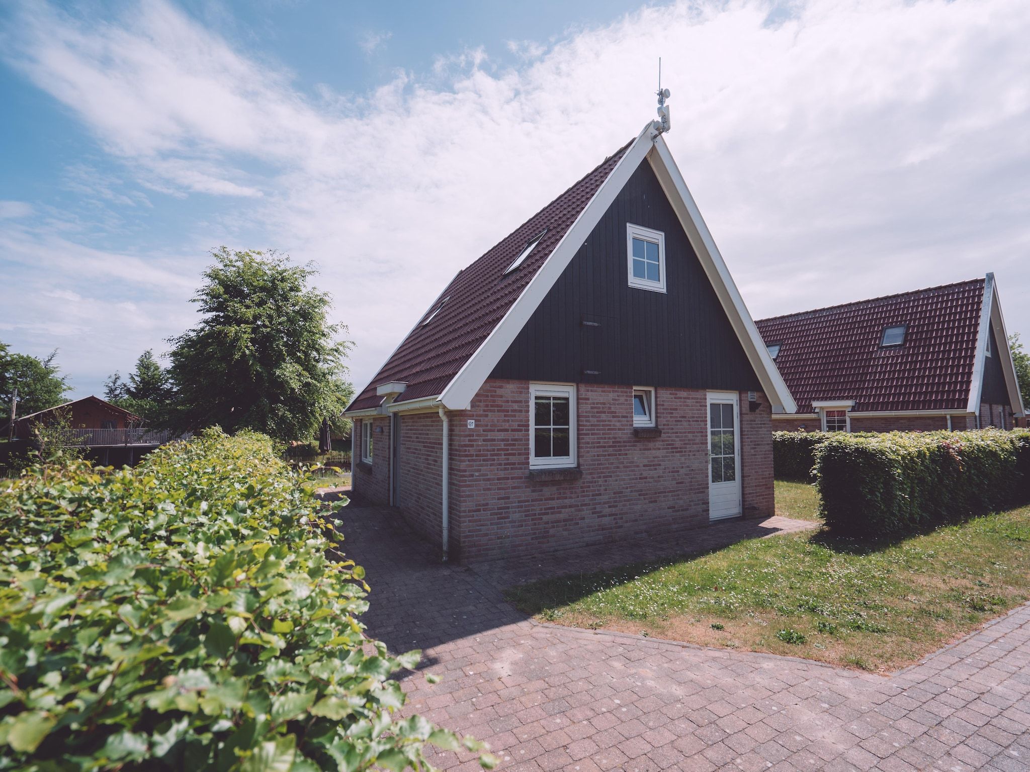 De buitenkant van Vakantiepark Eigen Wijze 3 in Bant