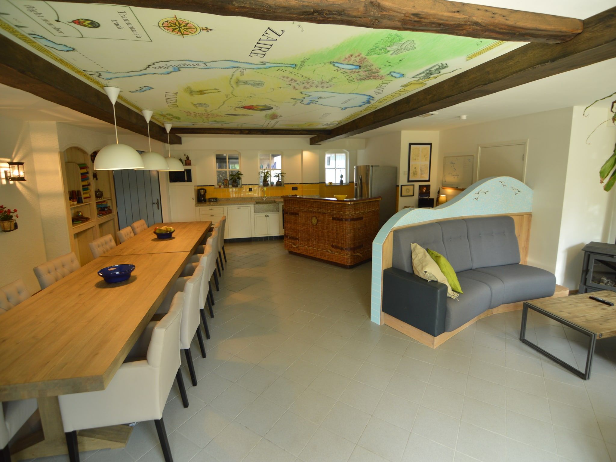 De eetkamer van Ballonatelier in Haaren