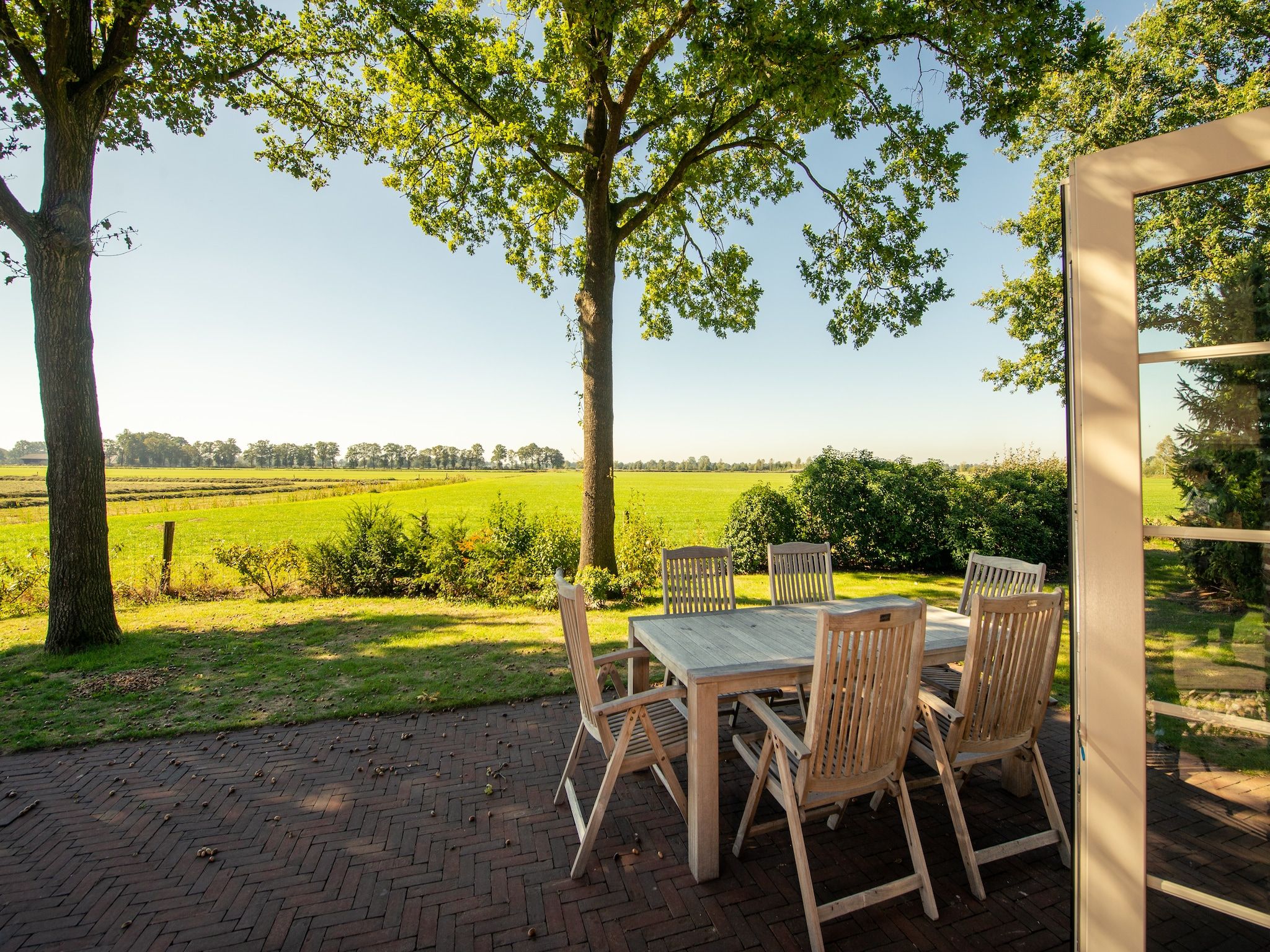 De tuin van Hof van Salland 6 in Hellendoorn