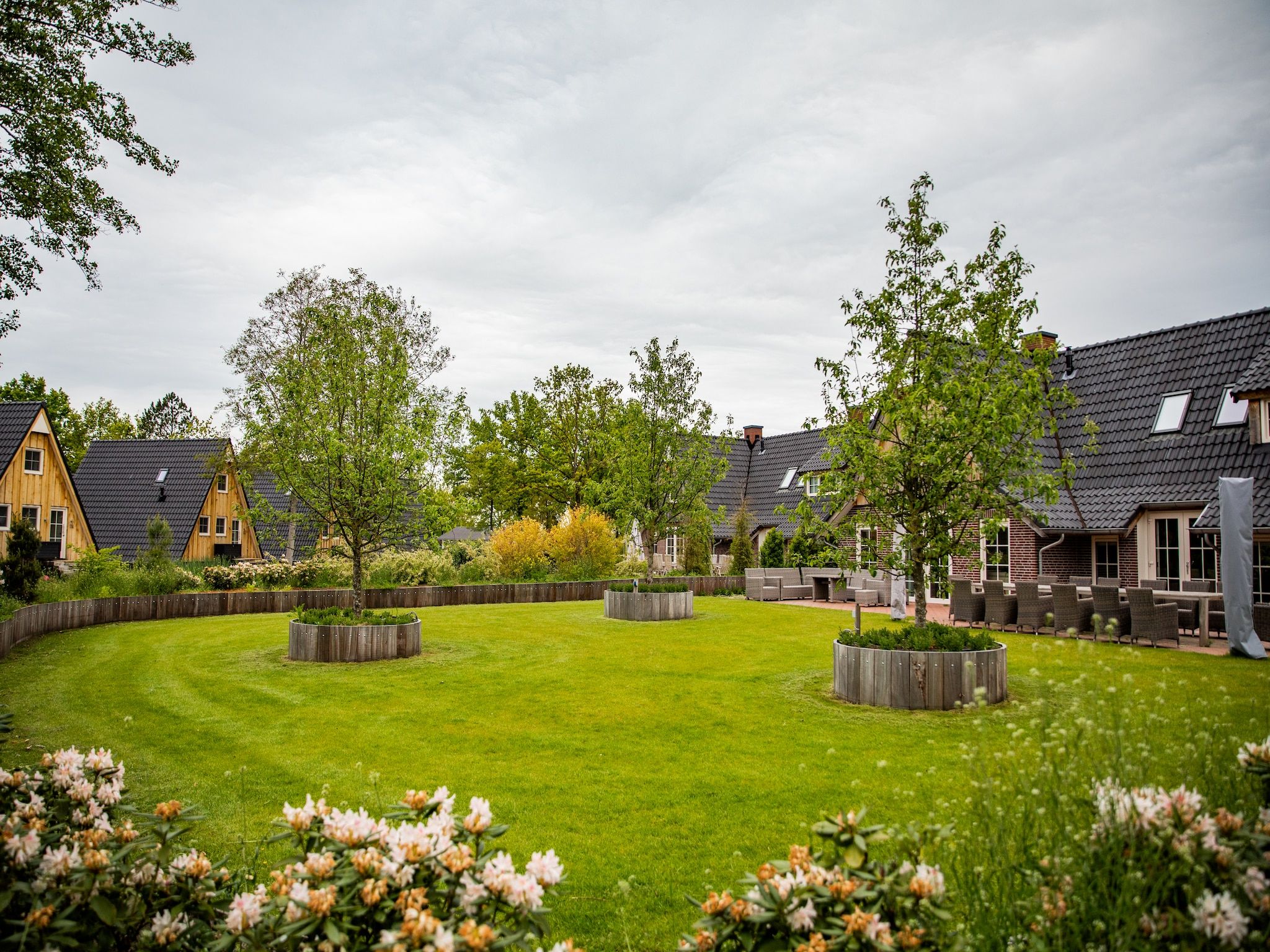 De tuin van Hof van Salland 7 in Hellendoorn