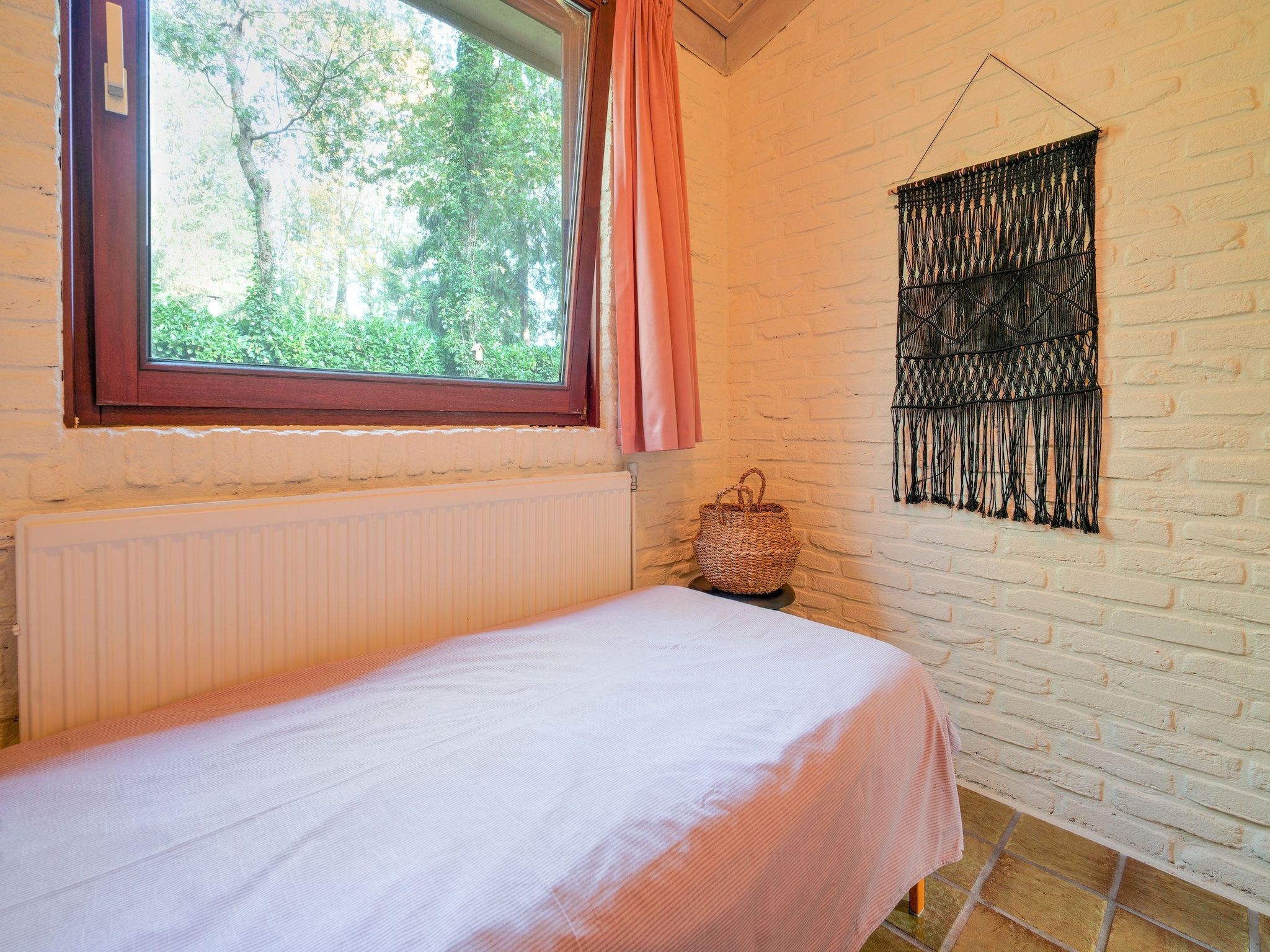 Een slaapkamer van The Forest Cottage in Zorgvlied