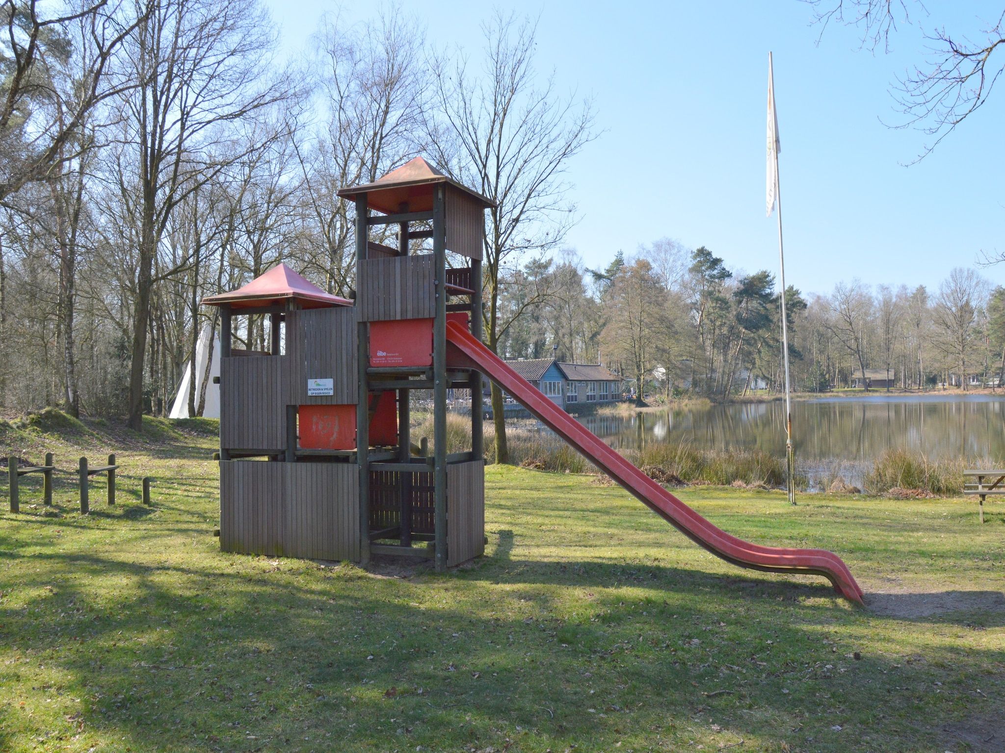 Parkfaciliteiten bij Bungalow 4 in Stramproy