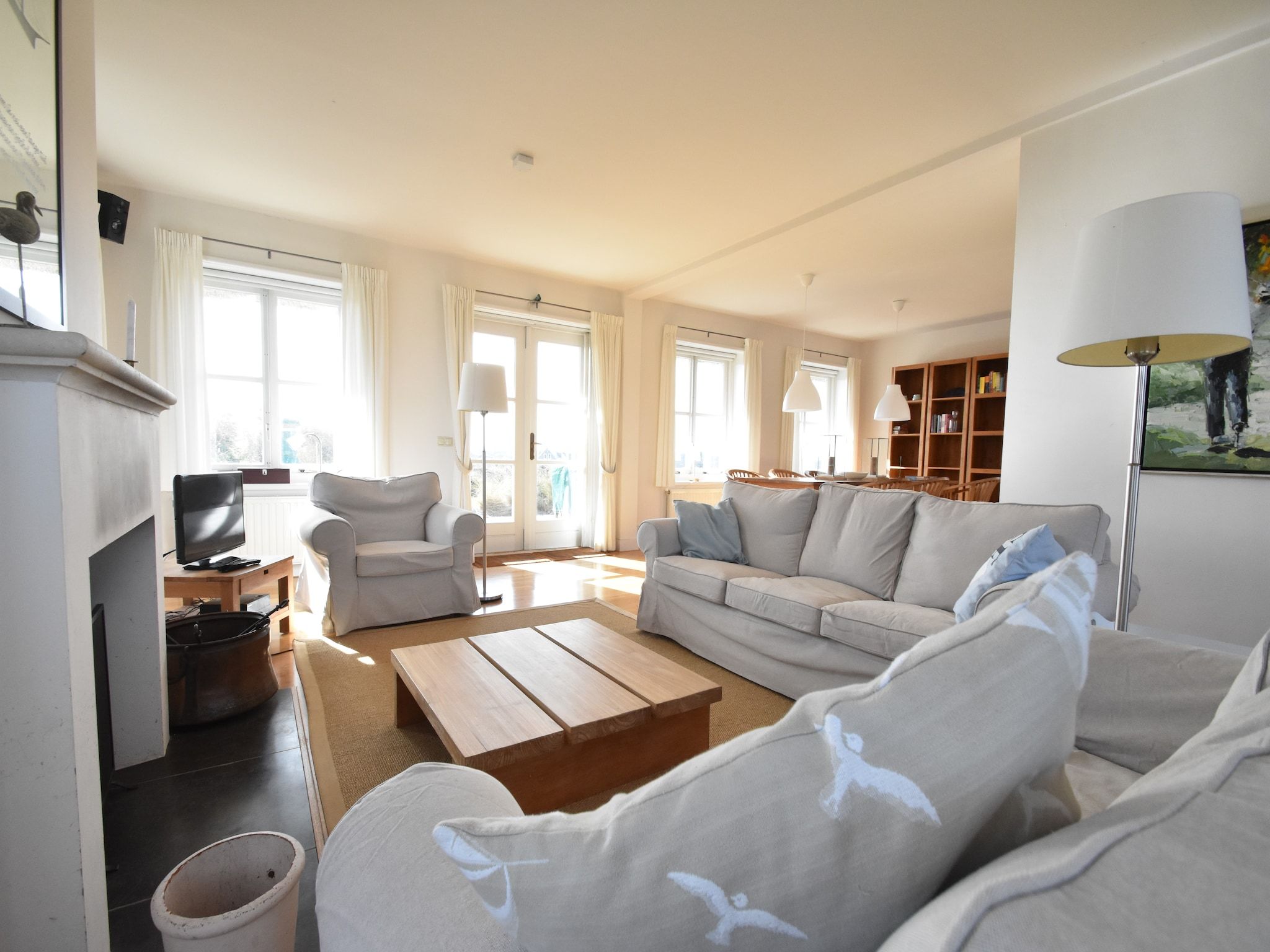 De woonkamer van Duindroom op Terschelling in Midsland Terschelling