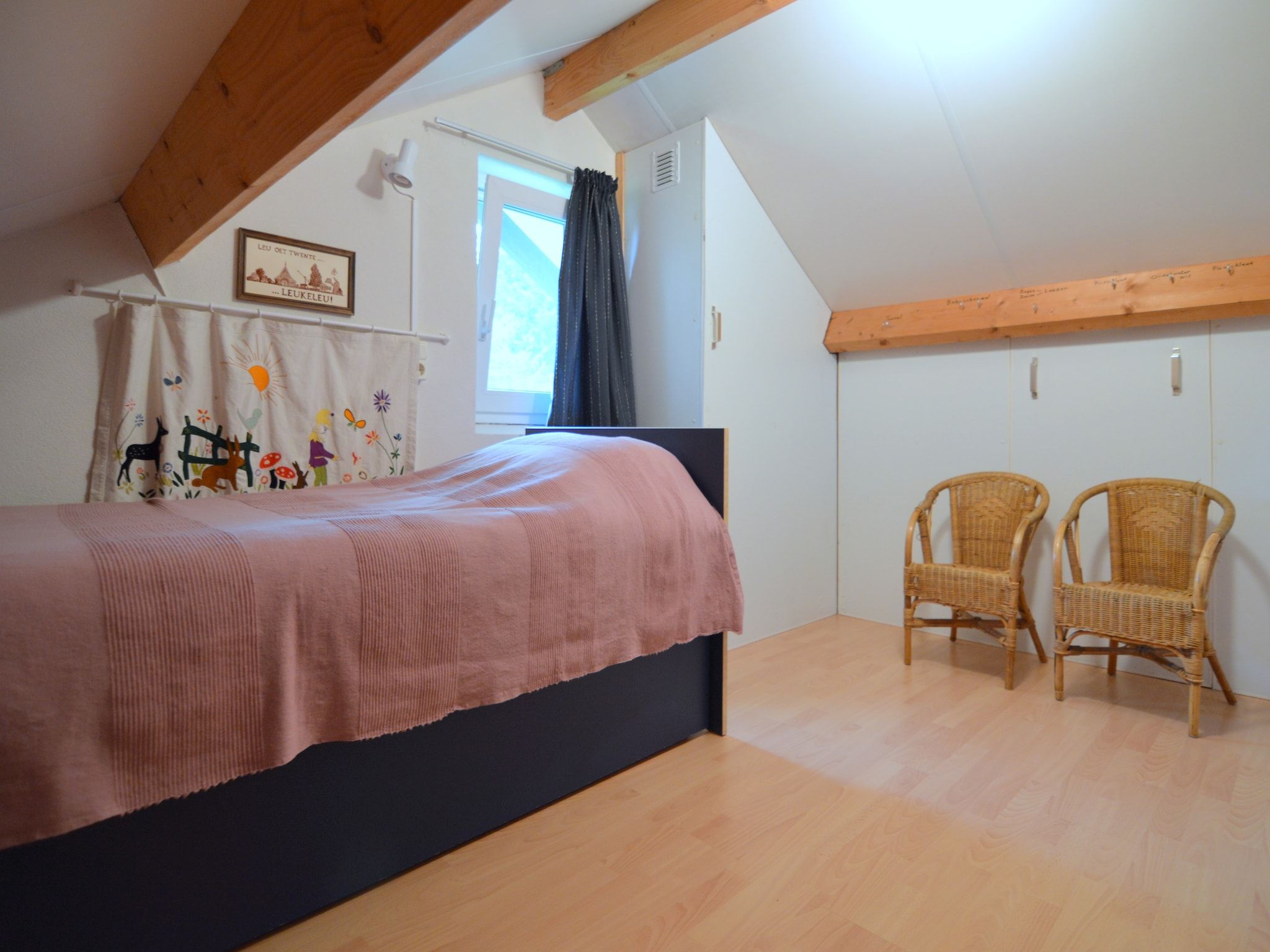 Een slaapkamer van Kempernoel in Heino