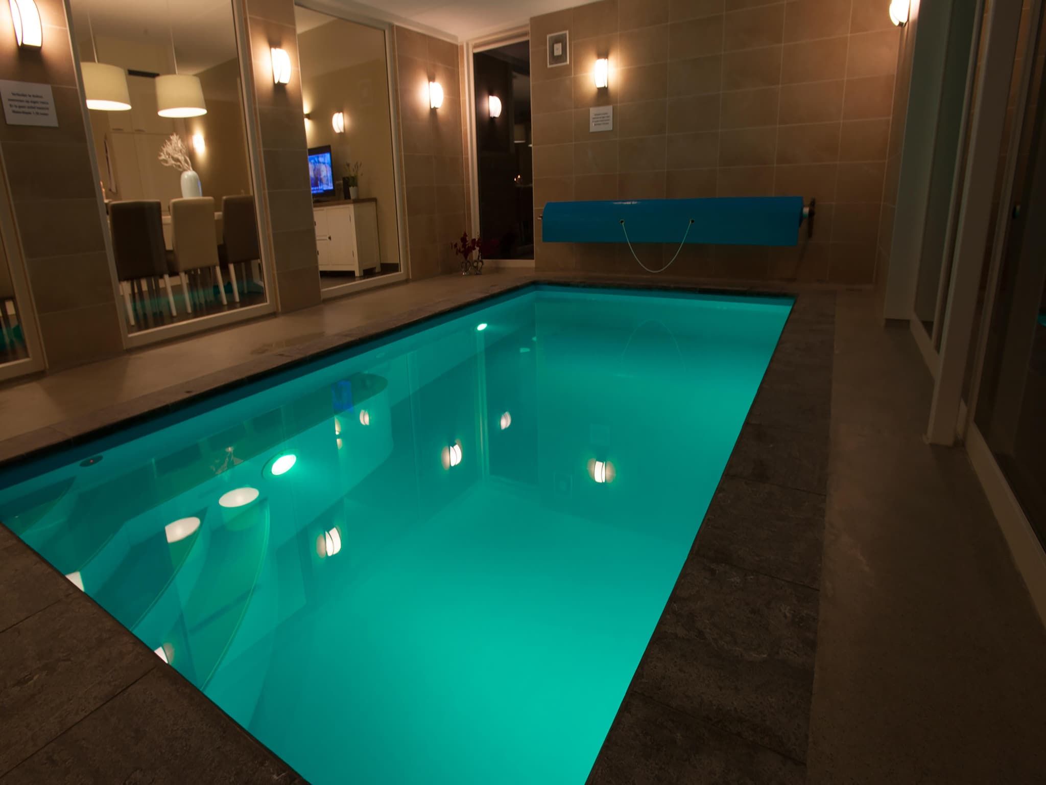 Wellness bij Luxe Beveland met Zwembad in Colijnsplaat