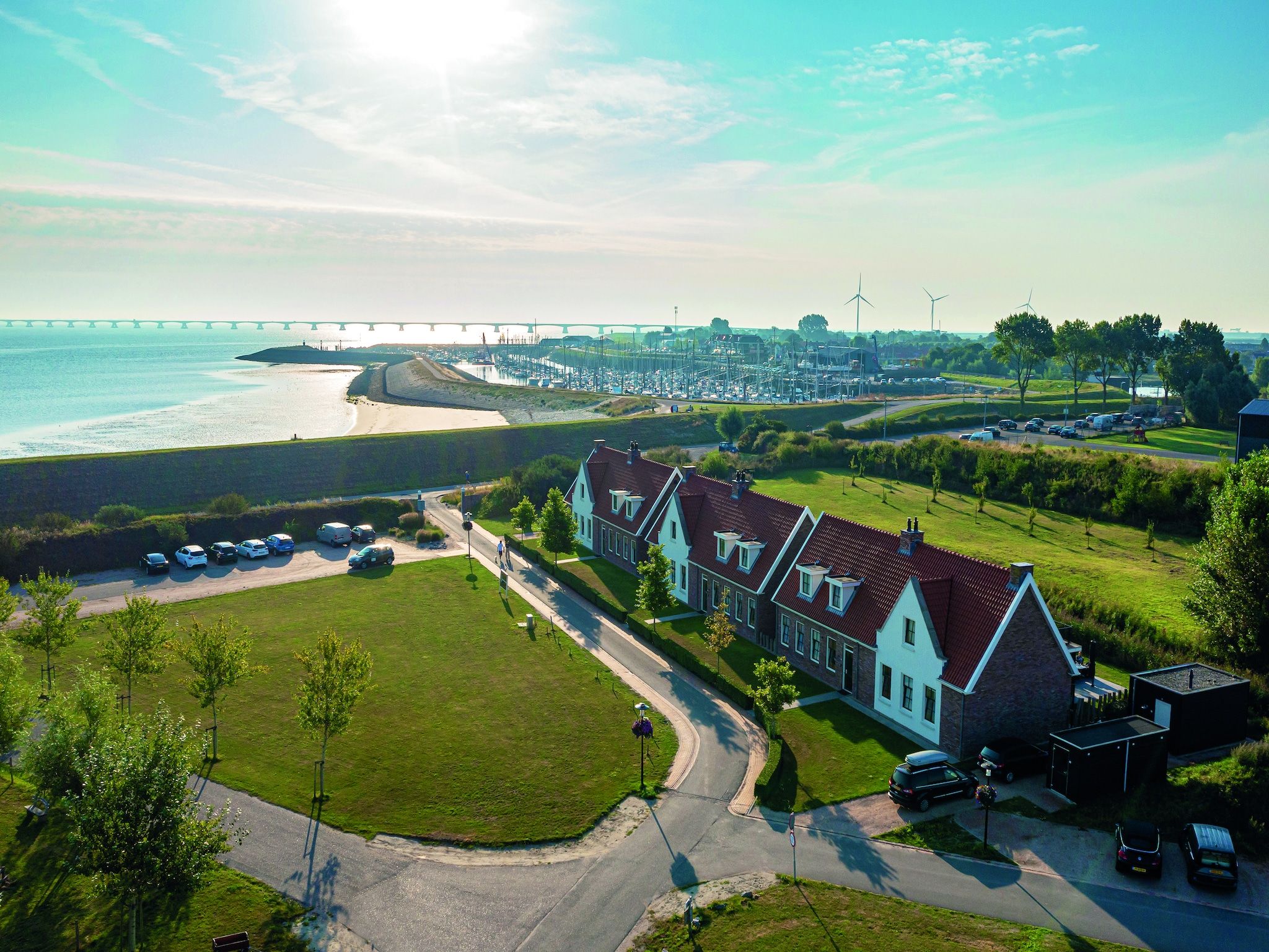 Luxe Beveland met Zwembad in Colijnsplaat - Foto 28 van 41