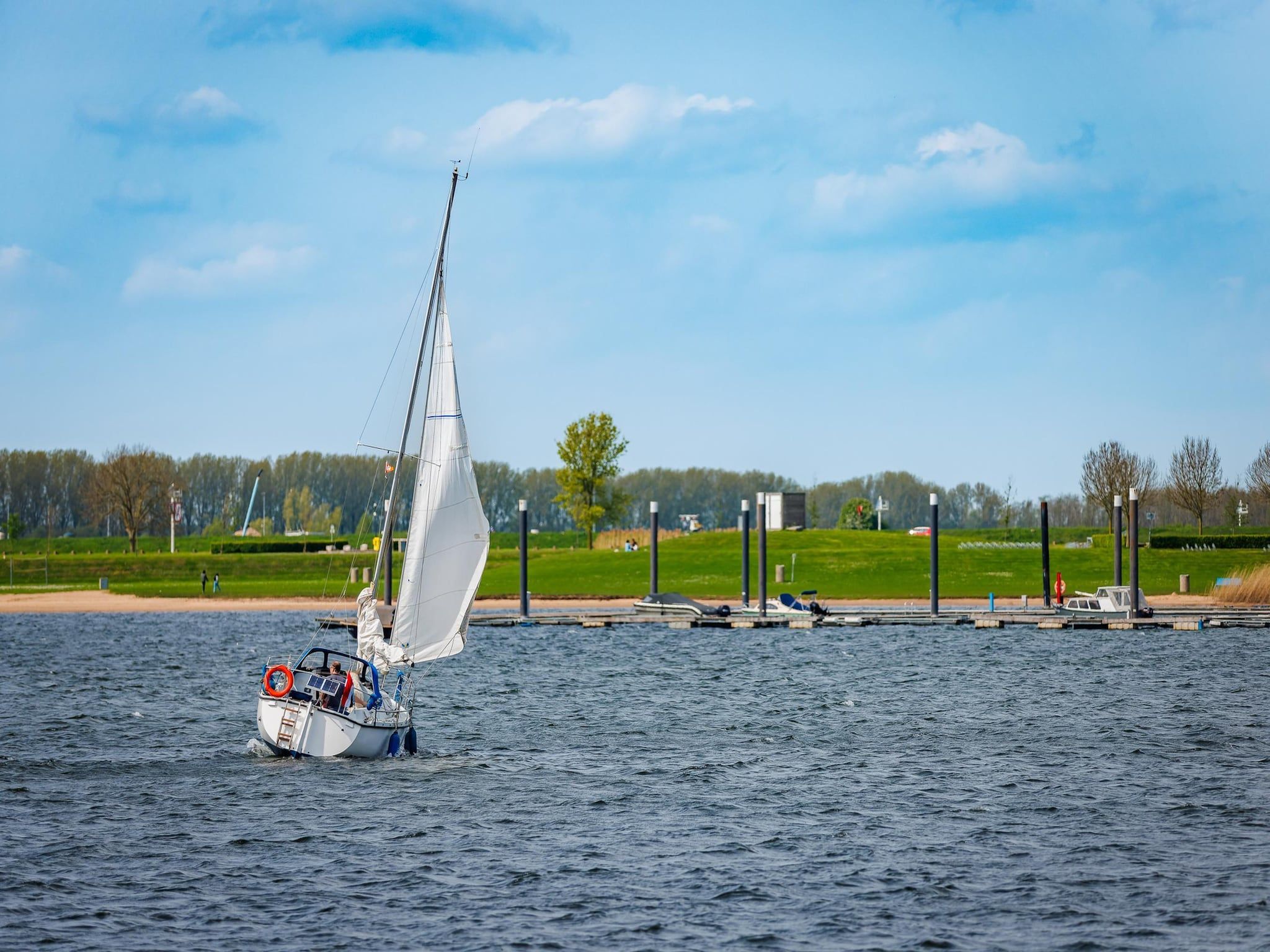 Parkfaciliteiten bij Vakantiepark Eiland van Maurik 3 in Maurik